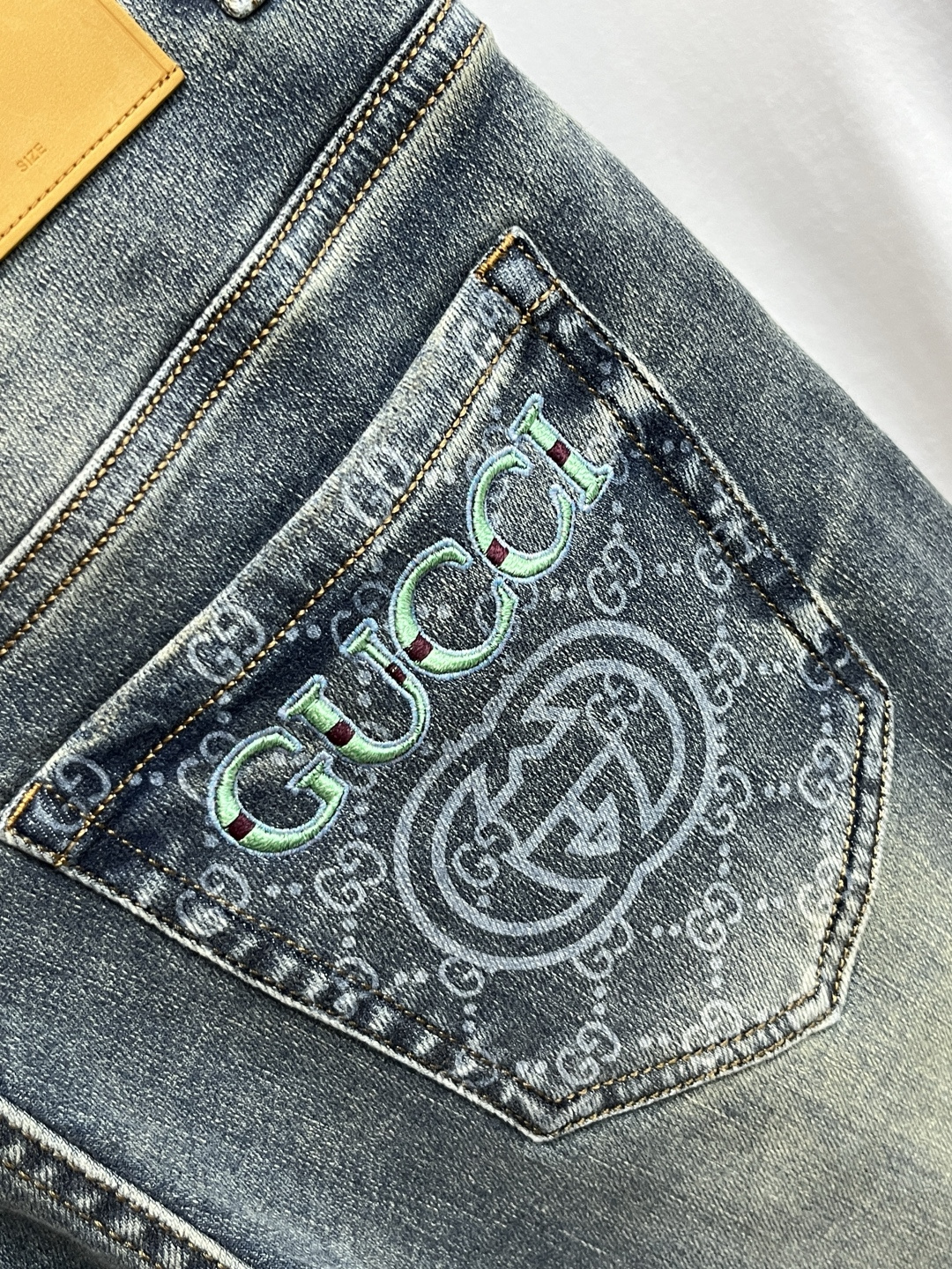 Gucci Jeans