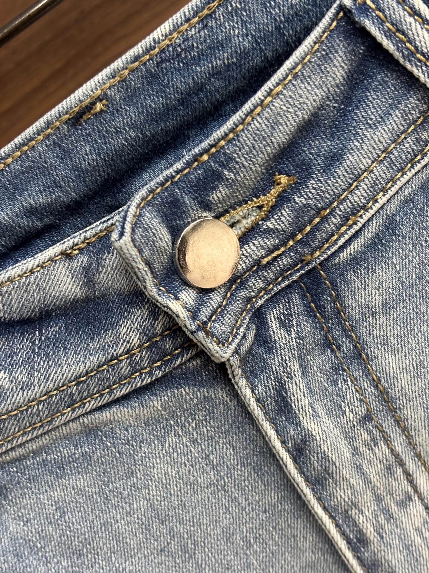 Louis Vuitton Jeans L