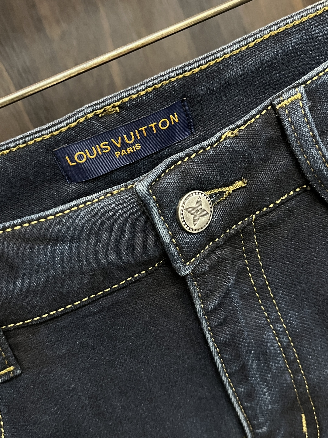 Louis Vuitton Jeans L