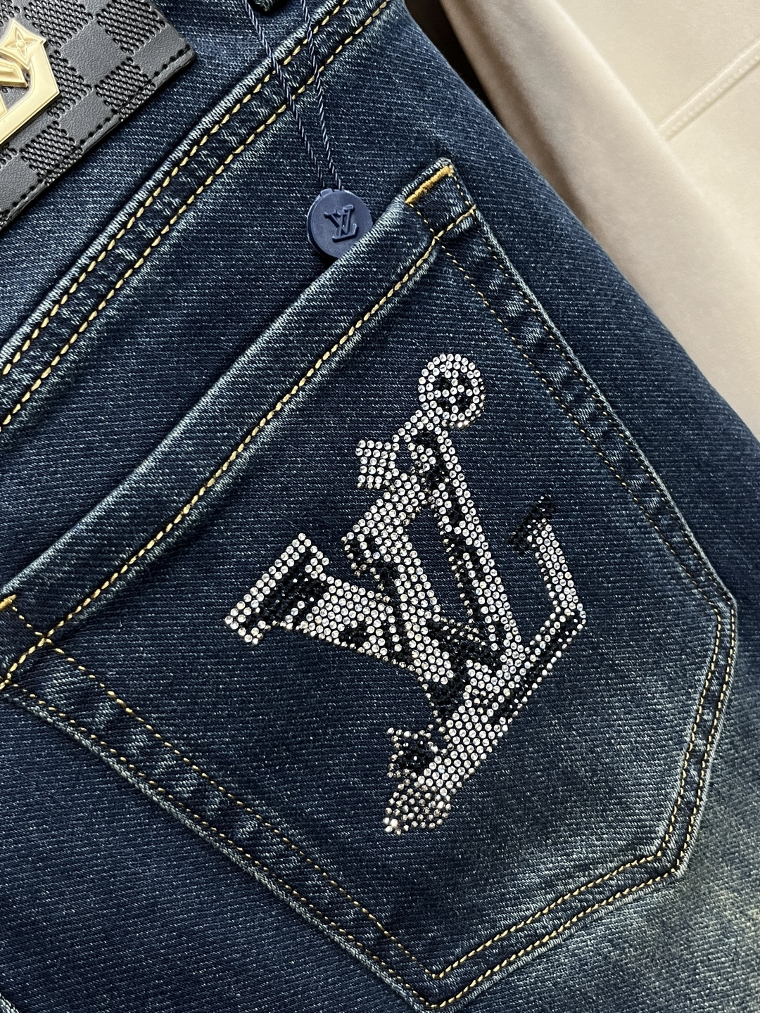 Louis Vuitton Jeans L