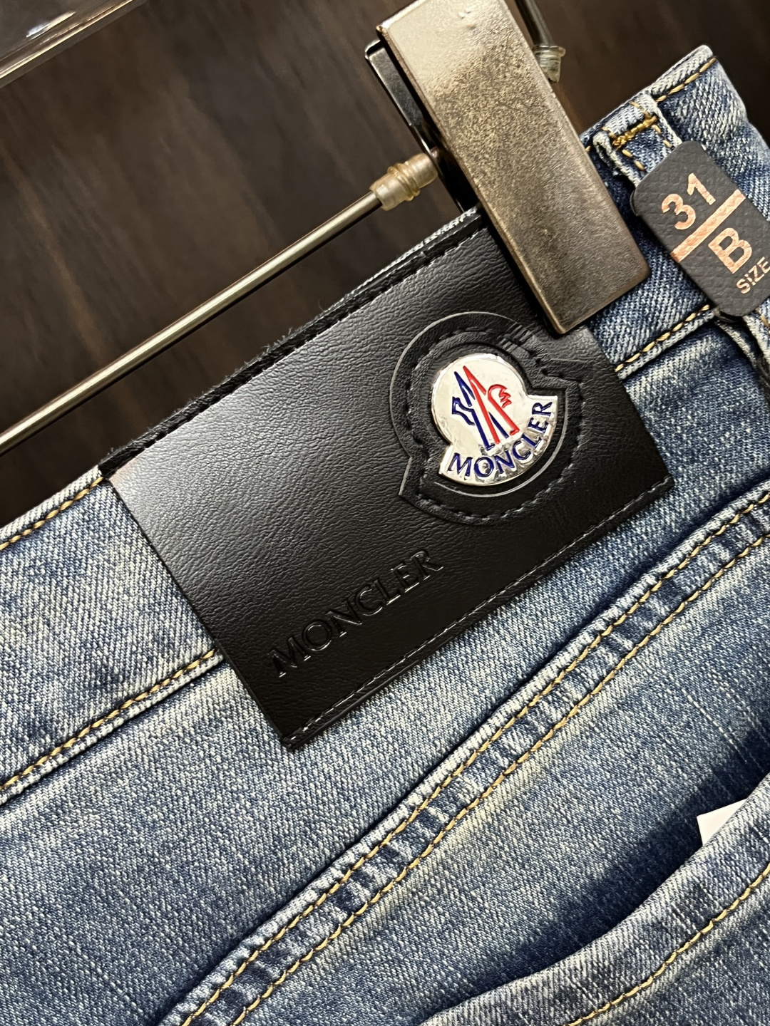 Moncler Jeans M-l