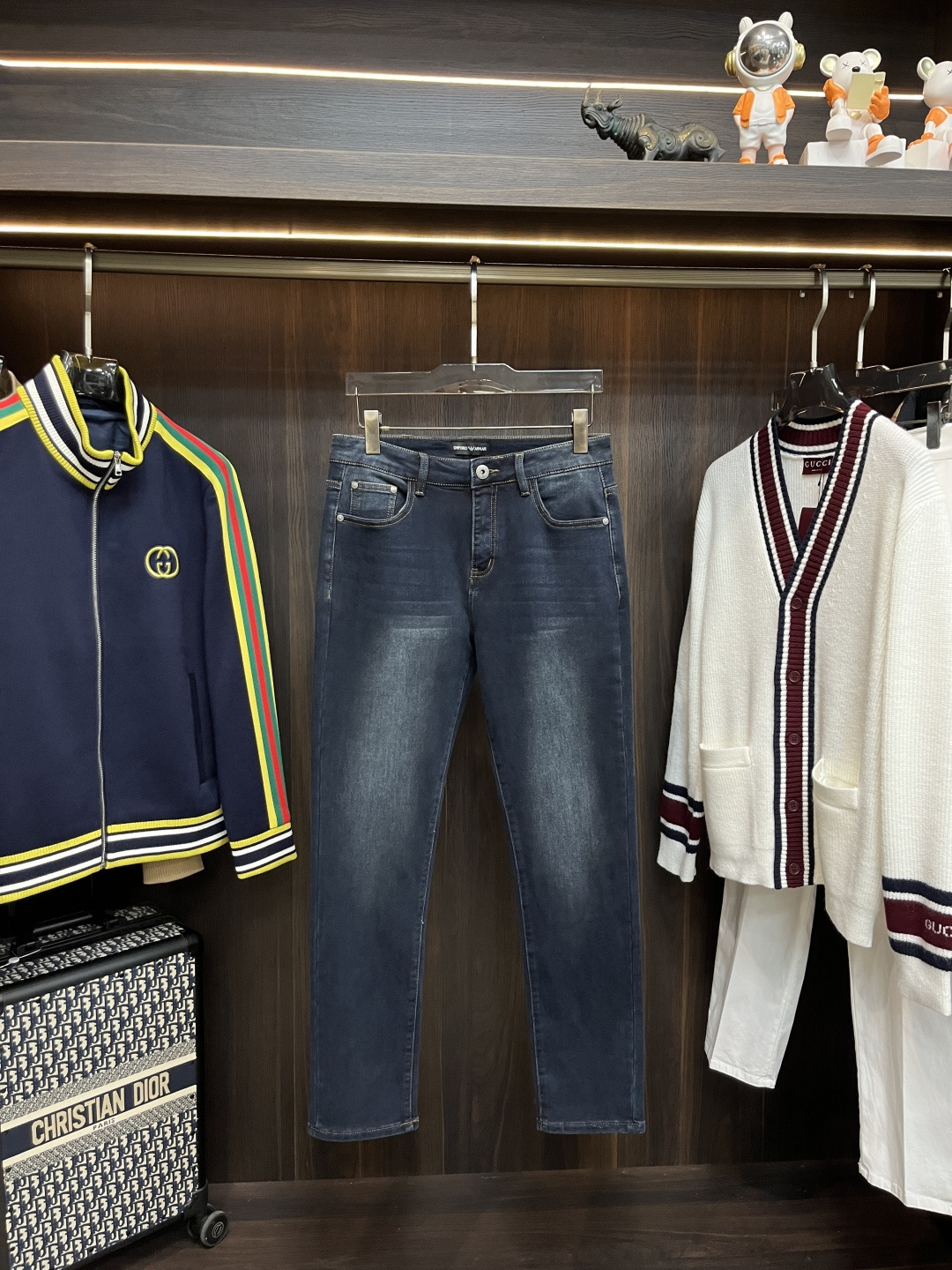 Armani Jeans M