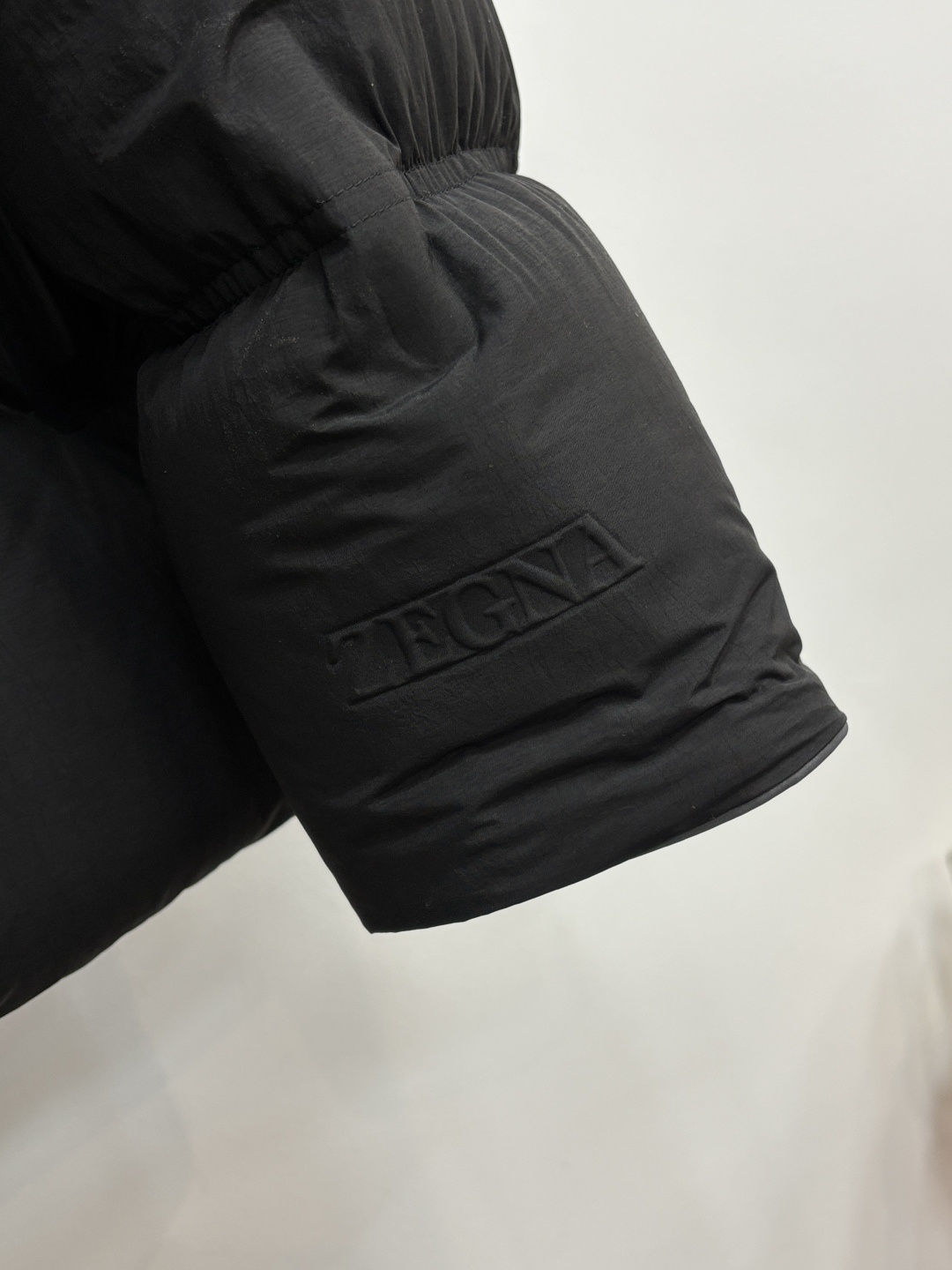 Ermenegildo Zegna Male Down Jacket Goose Down Black Hooded M-xl