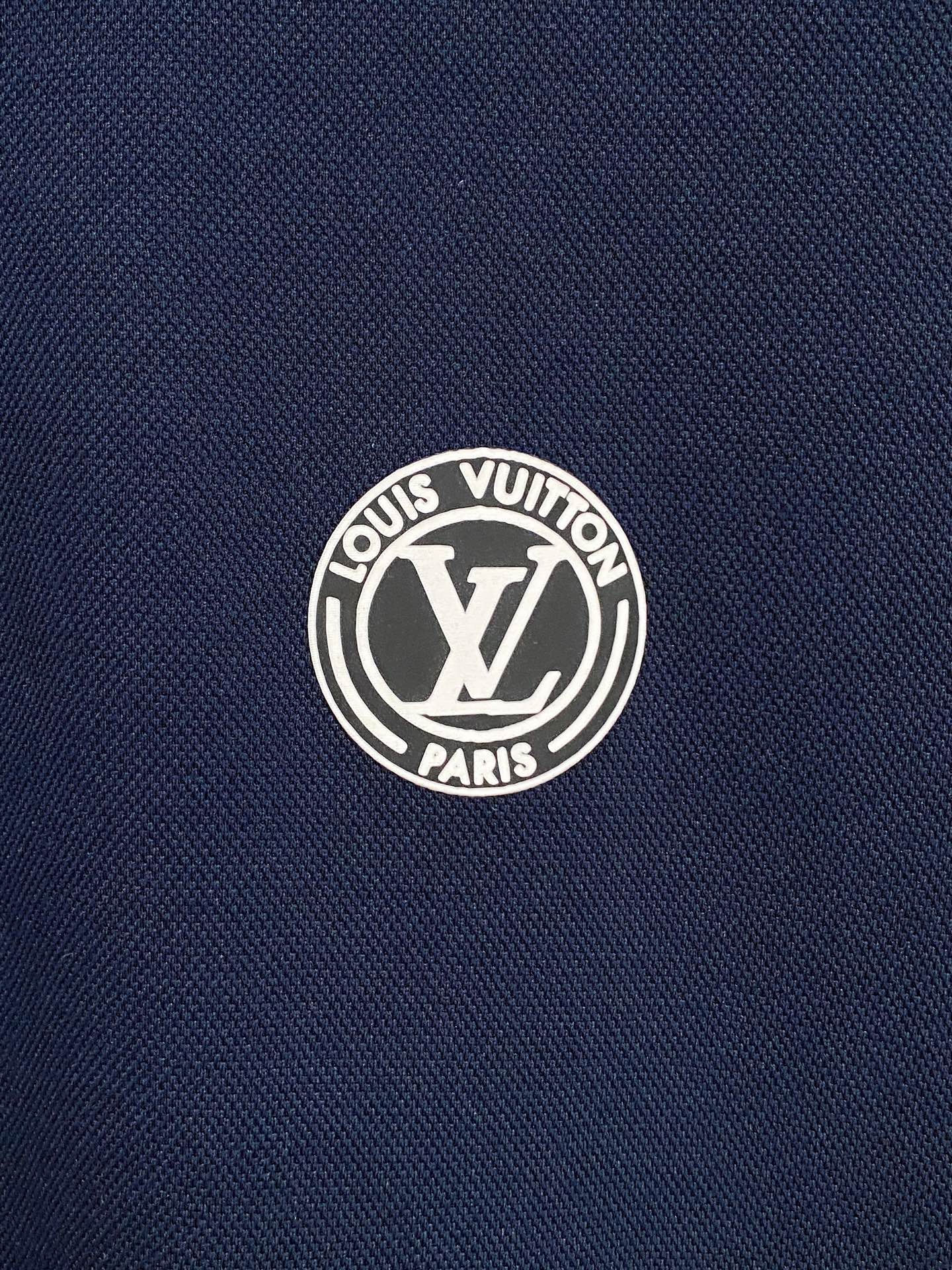 Louis Vuitton Basic Clothing S-m-l-xl