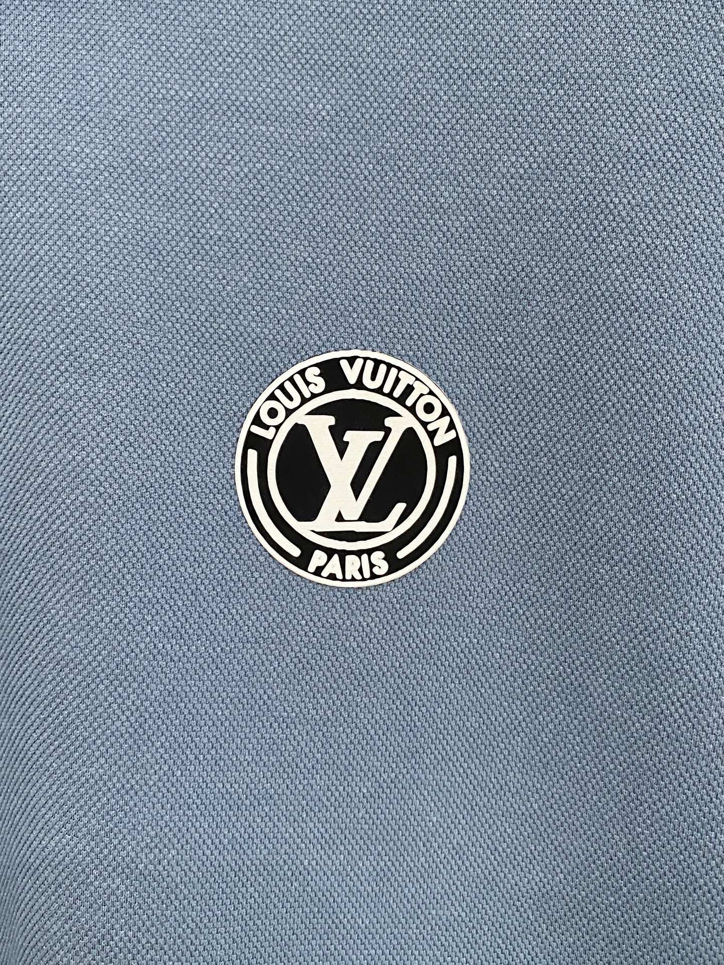 Louis Vuitton Basic Clothing S-m-l-xl