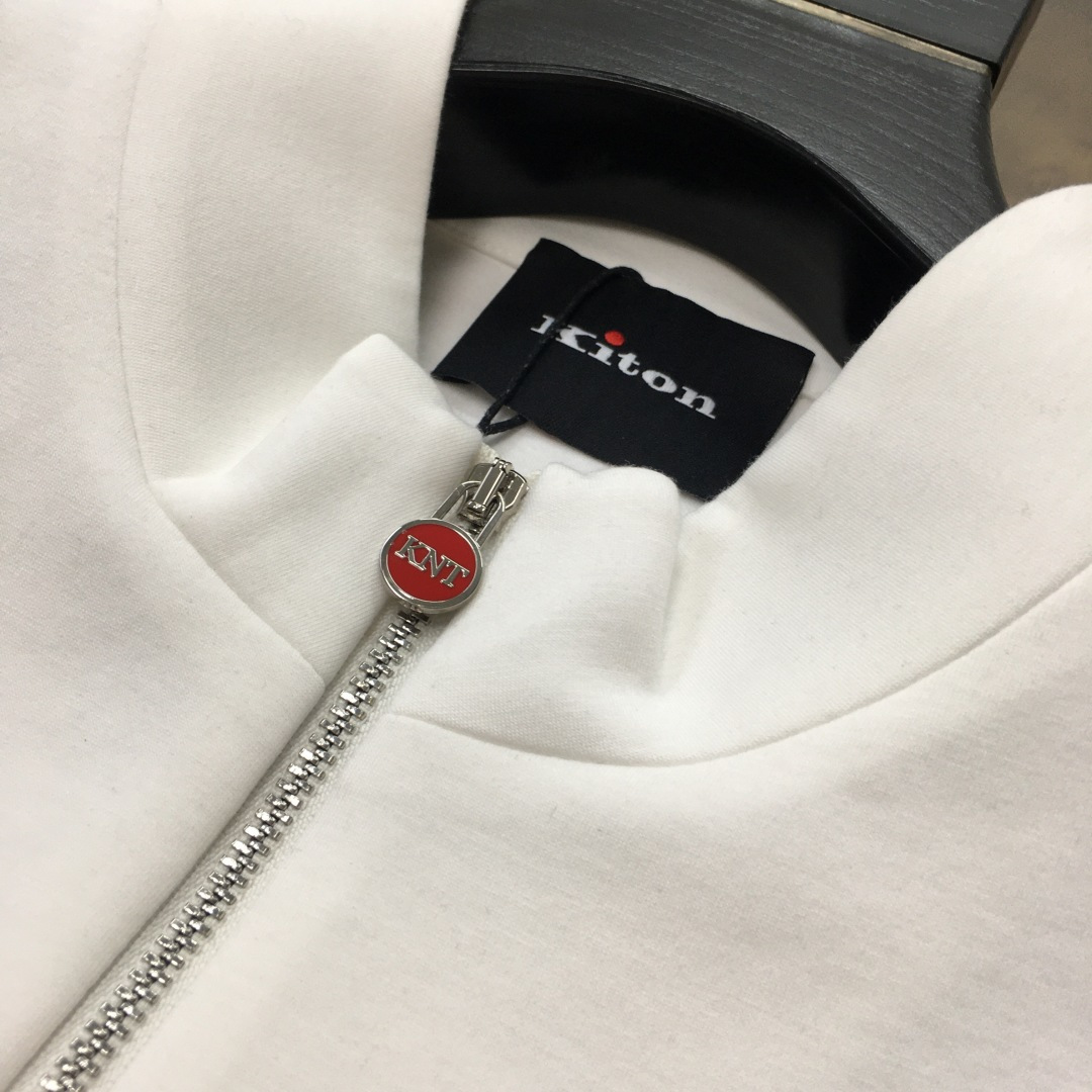 Kiton Basic Clothing Cashmere Red Slim Fit 50
