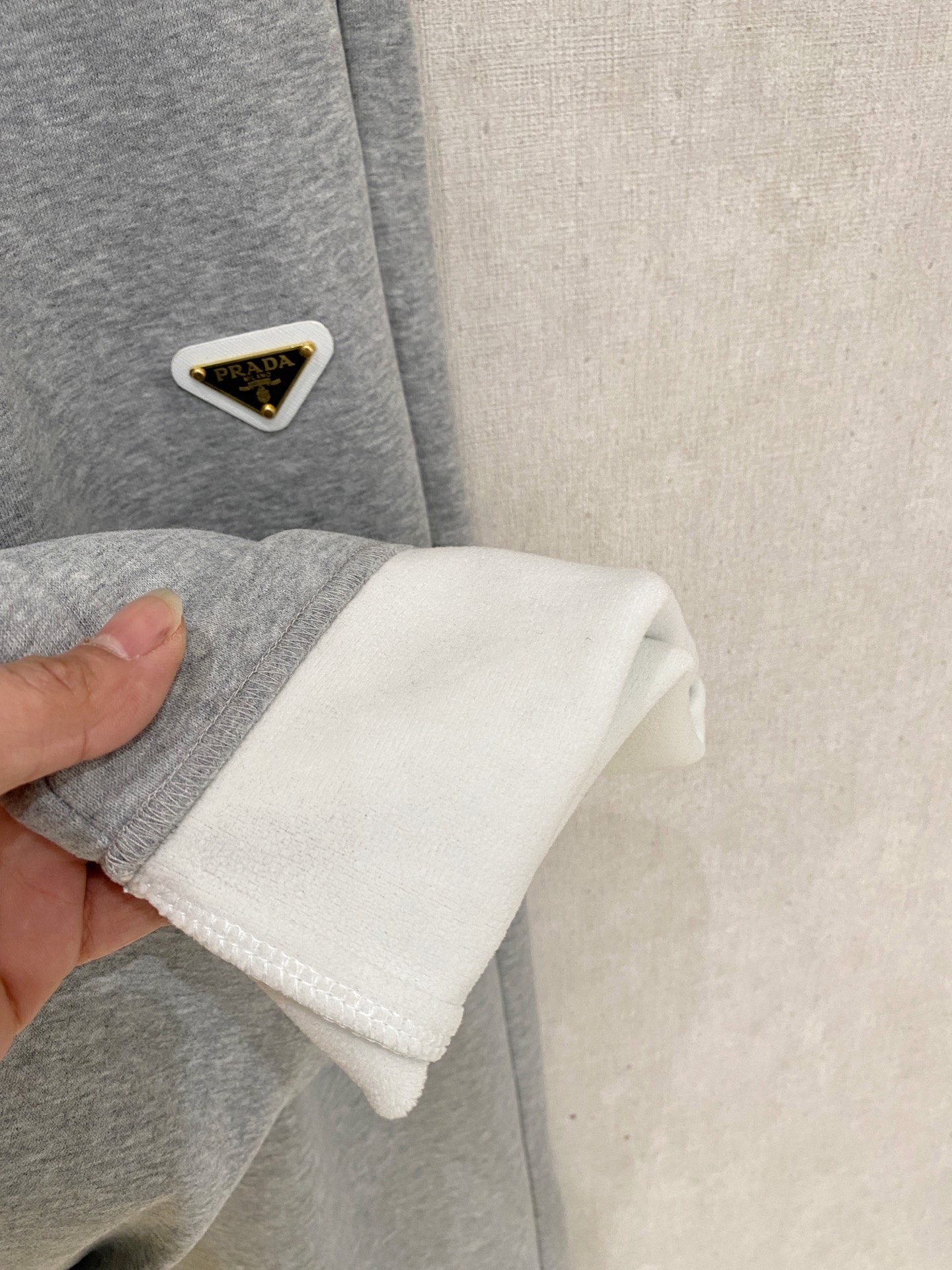 Prada Basic Clothing Fleece Lined M-xl