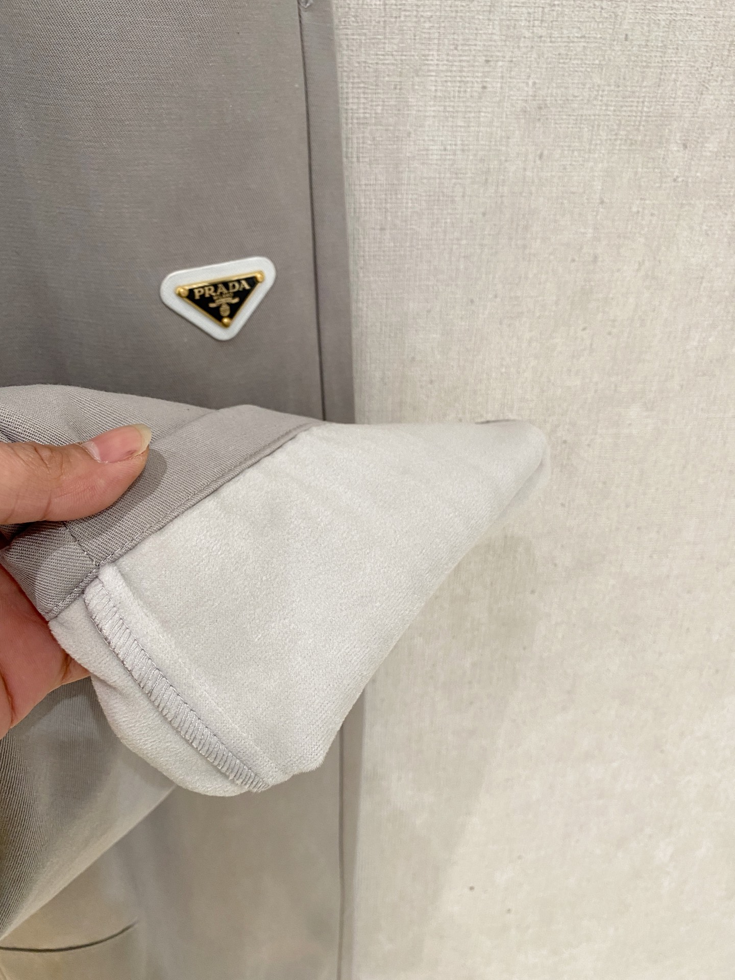 Prada Basic Clothing Fleece Lined M-xl