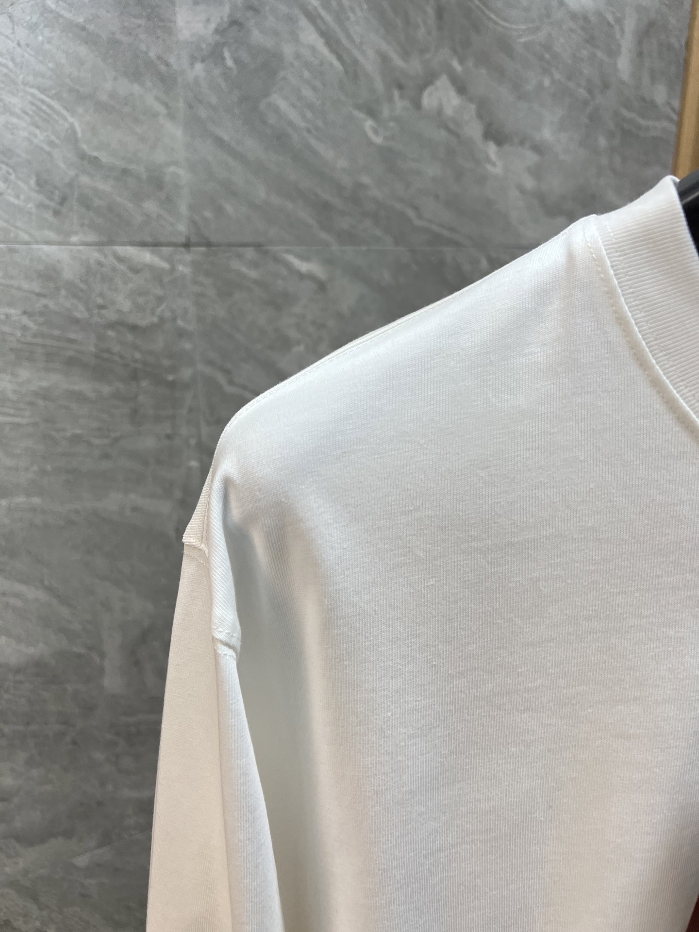 Gucci Basic Clothing S-m-xxl-175140