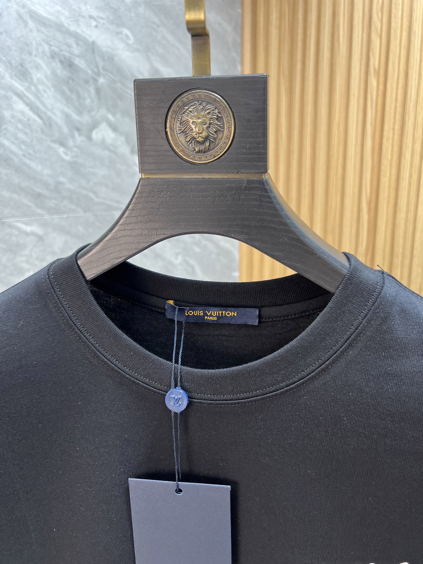 Louis Vuitton Basic Clothing S-m-l-xxl-175140