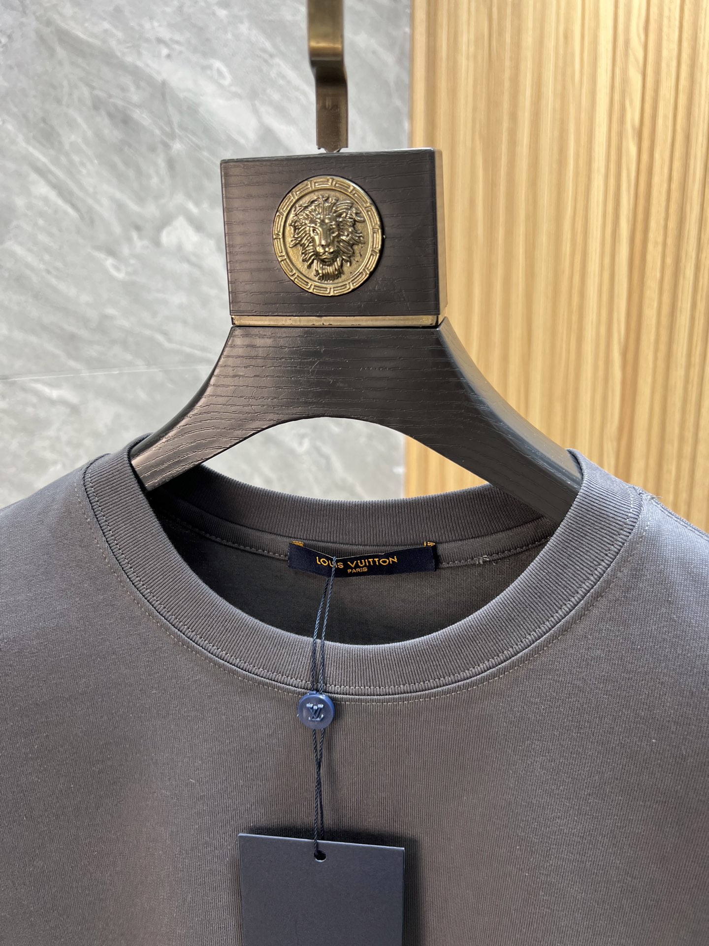Louis Vuitton Basic Clothing S-m-l-xxl-175140