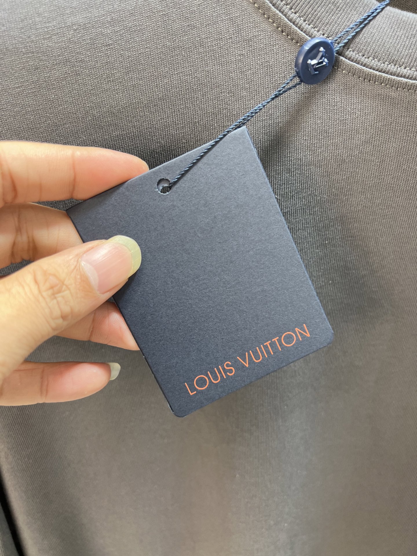 Louis Vuitton Basic Clothing S-m-l-xxl-175140