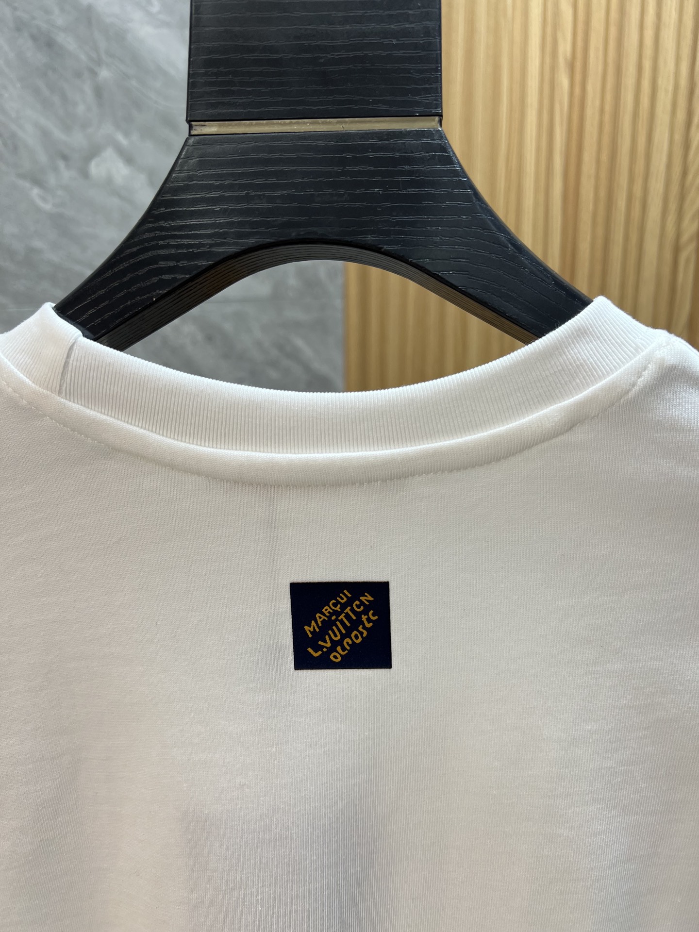 Louis Vuitton Basic Clothing S-m-l-xxl-175140