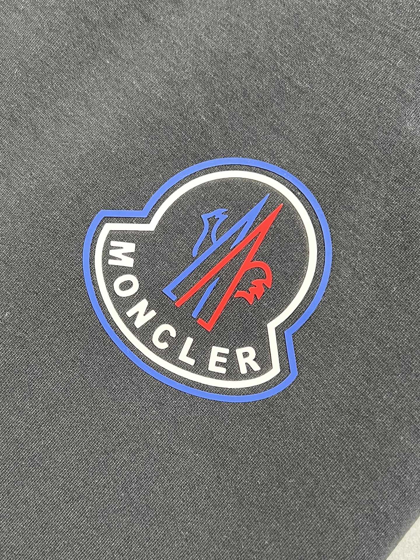 Moncler Basic Clothing M-l-xxxl-175140