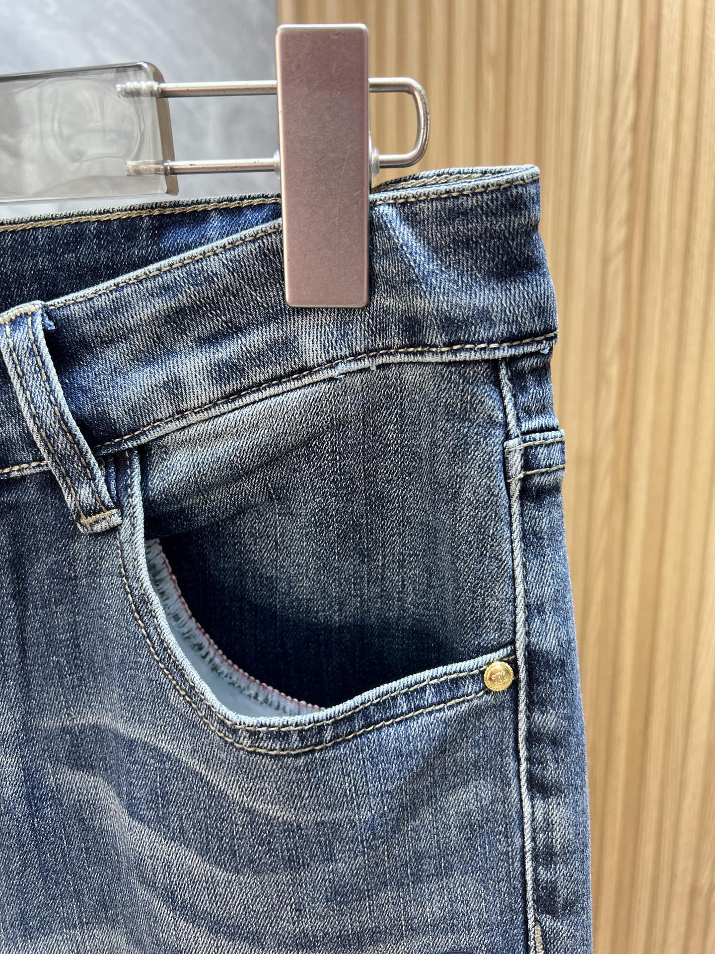 Celine Jeans L-175140-32