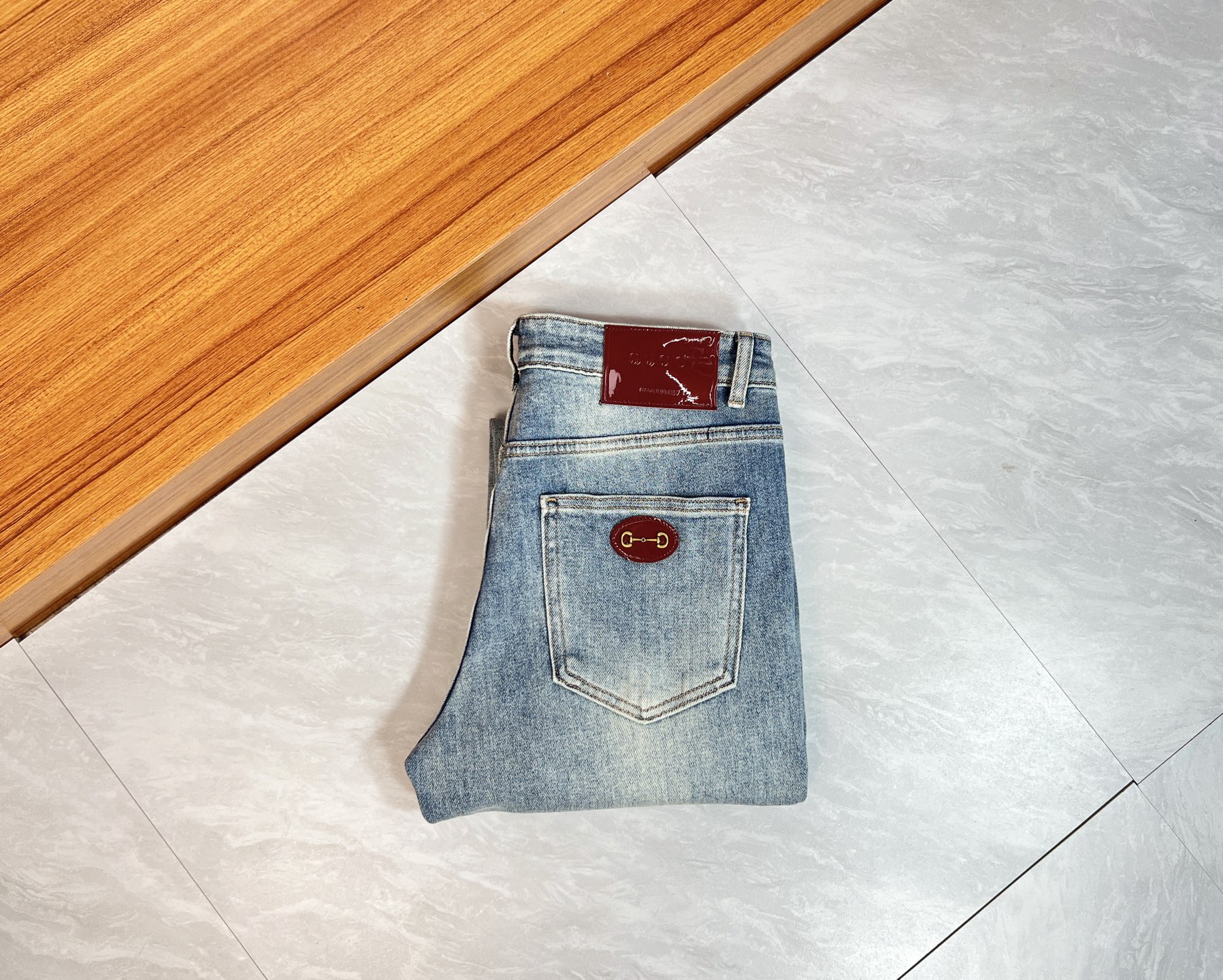 Gucci Jeans 175140-32