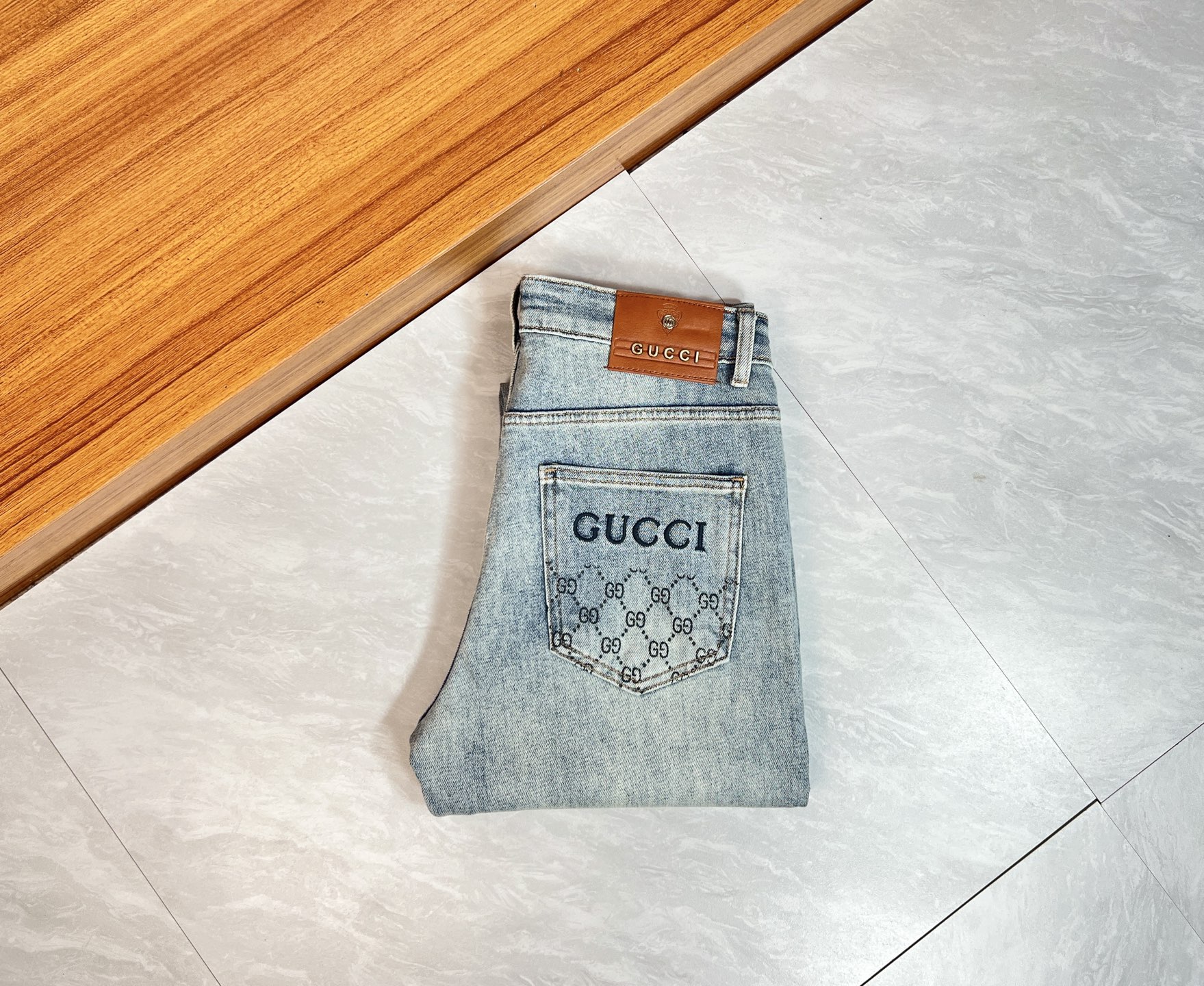 Gucci Jeans 175140-32