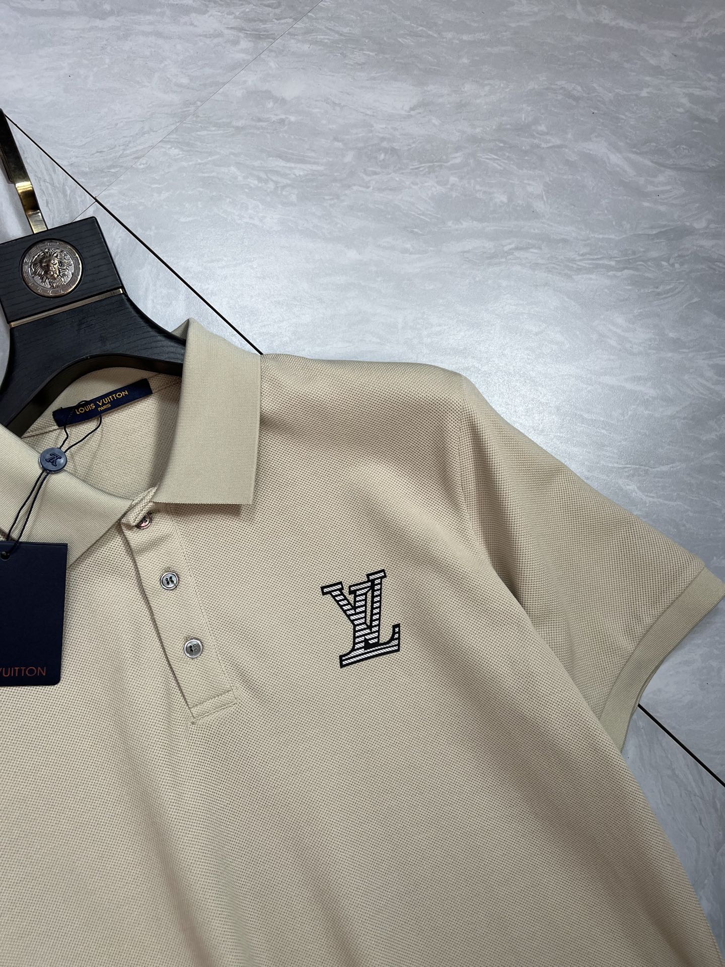 Louis Vuitton Basic Clothing M-l-xxxl-175140