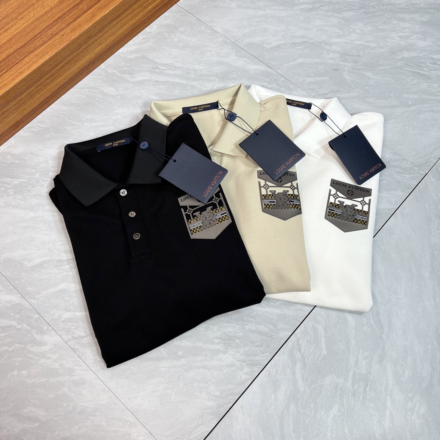 Louis Vuitton Basic Clothing M-l-xxxl-175140