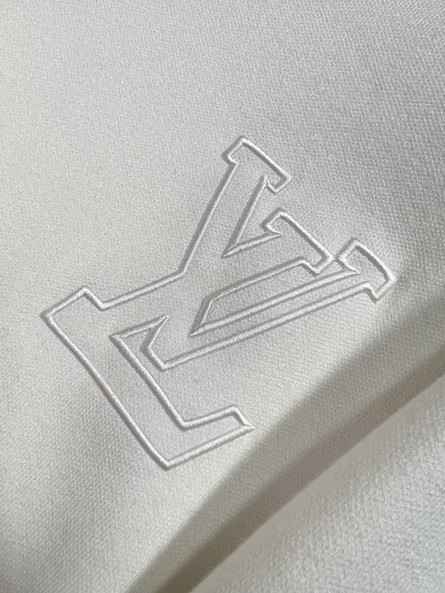 Louis Vuitton Basic Clothing M-l-xxxl-175140