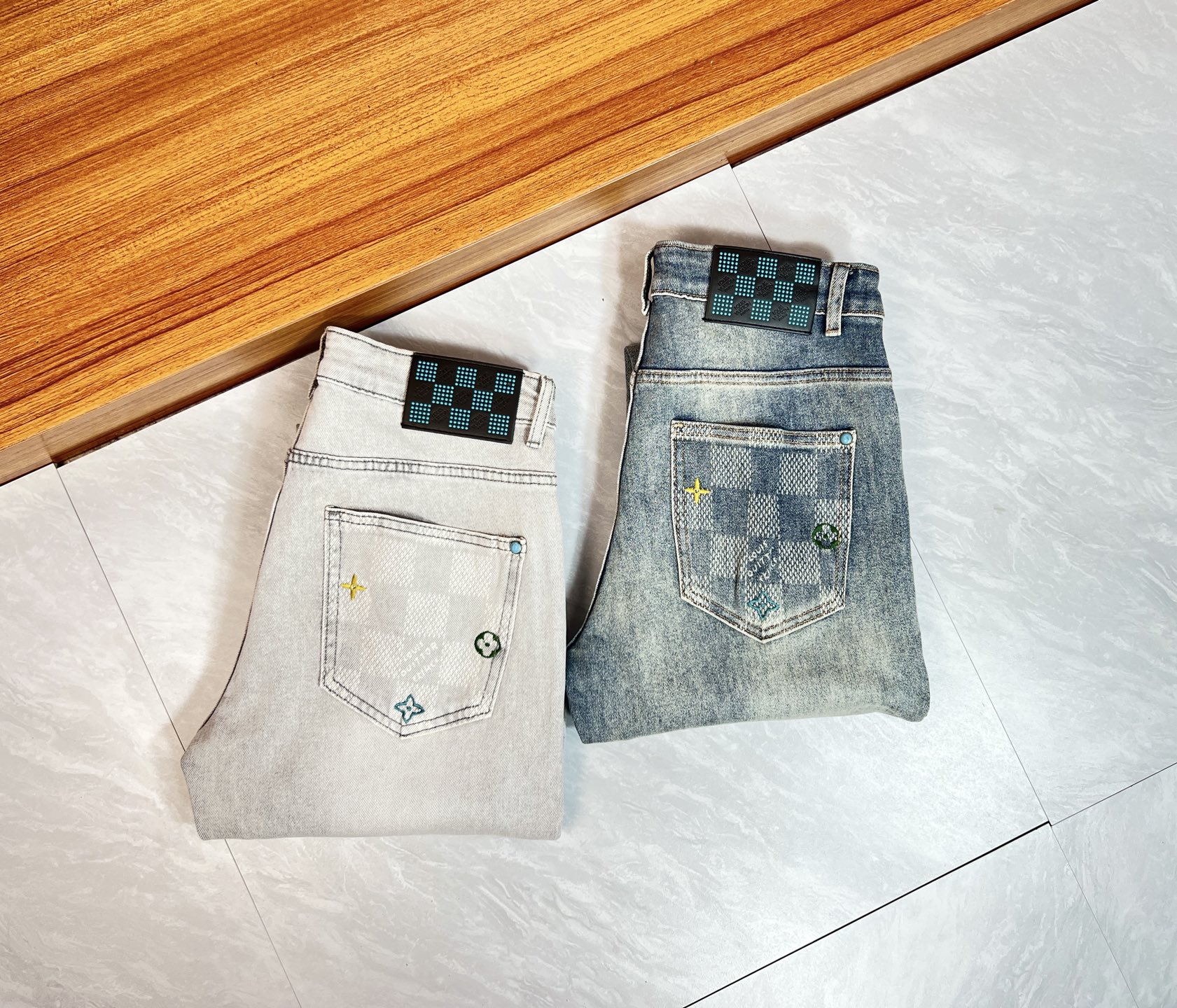 Louis Vuitton Jeans L-175140-32