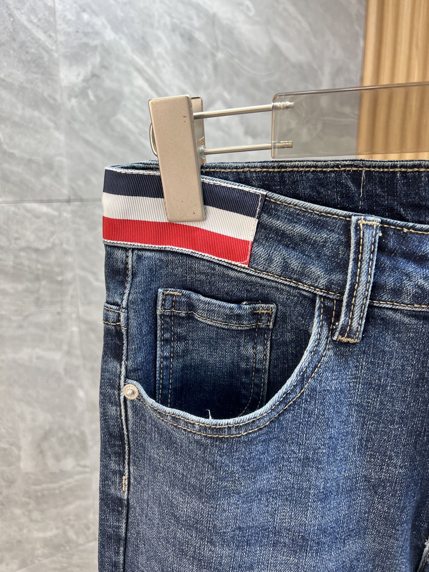 Thom Browne Jeans 175140-32