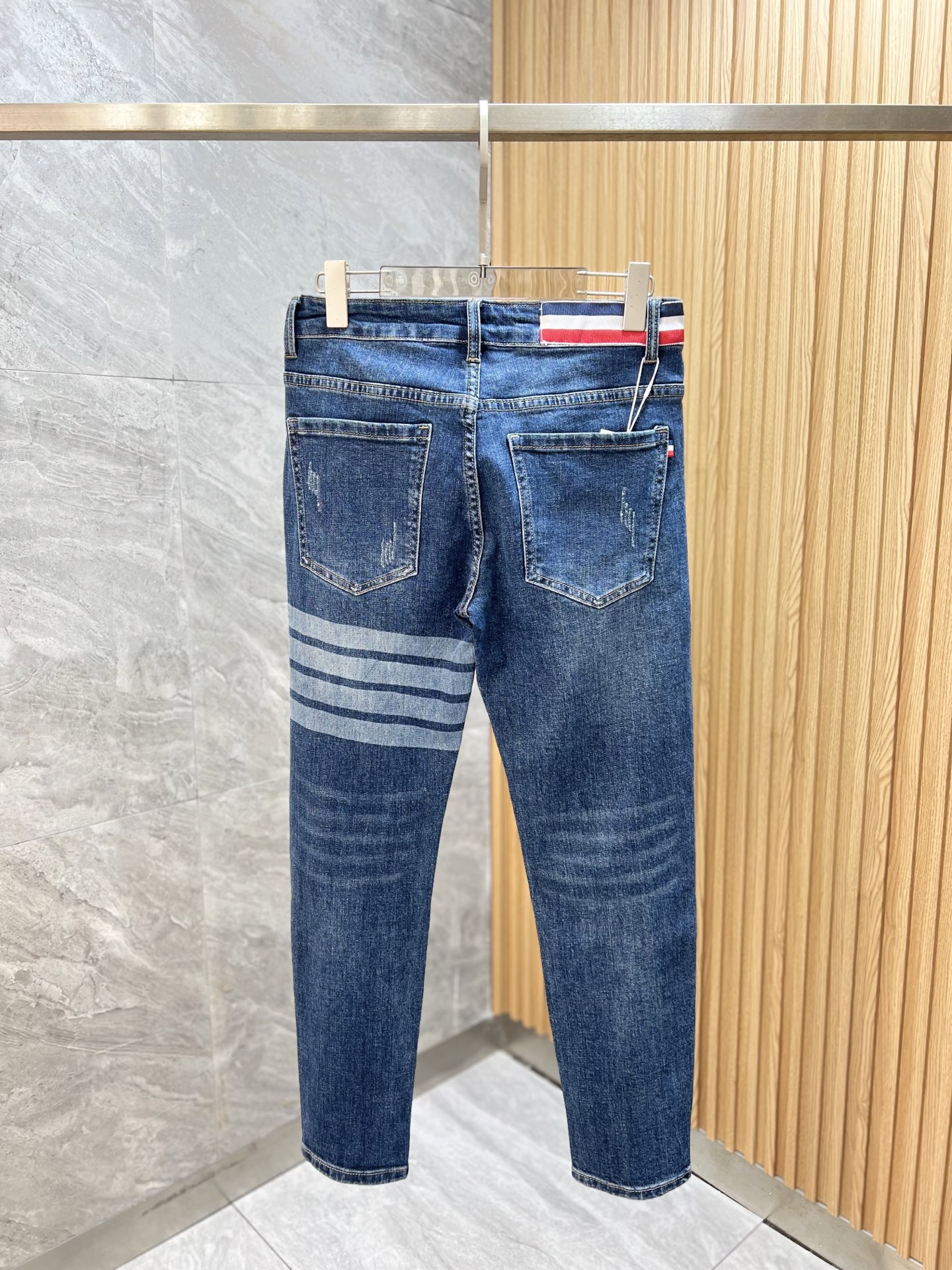 Thom Browne Jeans 175140-32