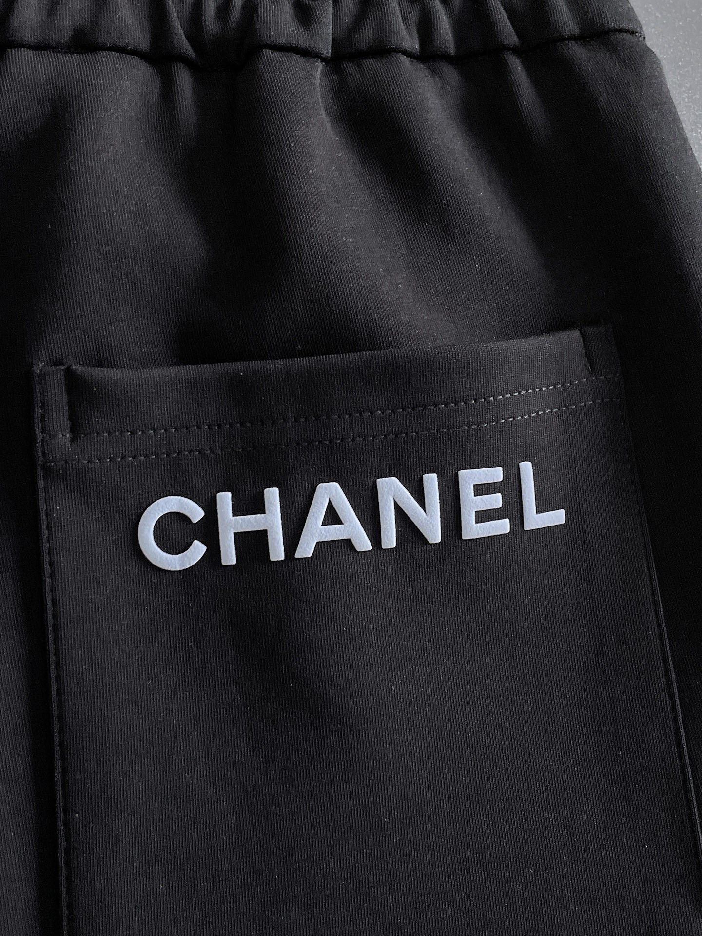 Chanel Basic Clothing M-l-xl