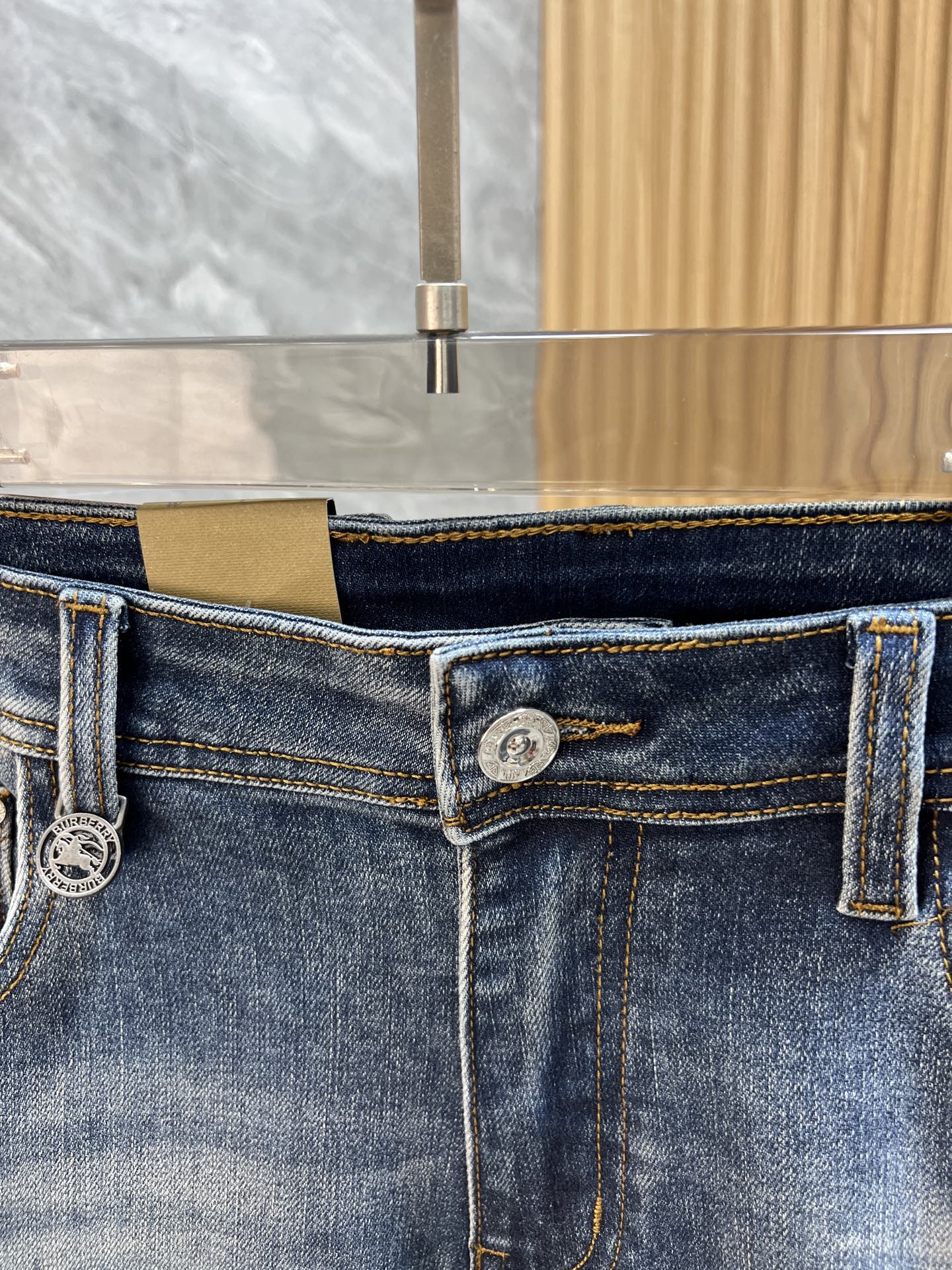 Burberry Jeans 175140-32