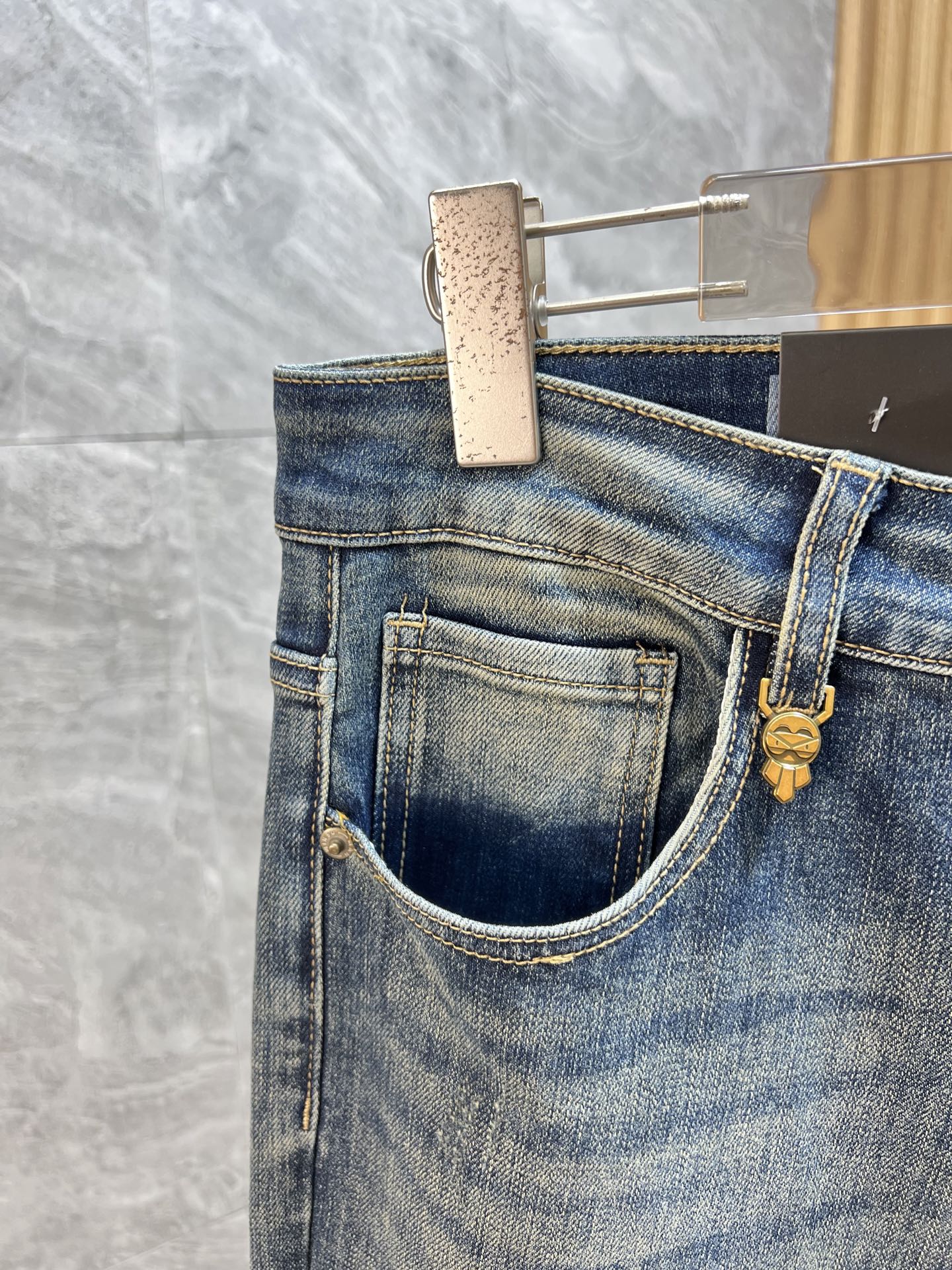 Fendi Jeans 175140-32