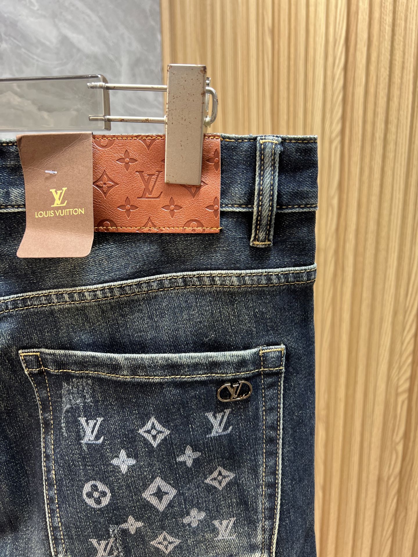 Louis Vuitton Jeans L-175140-32