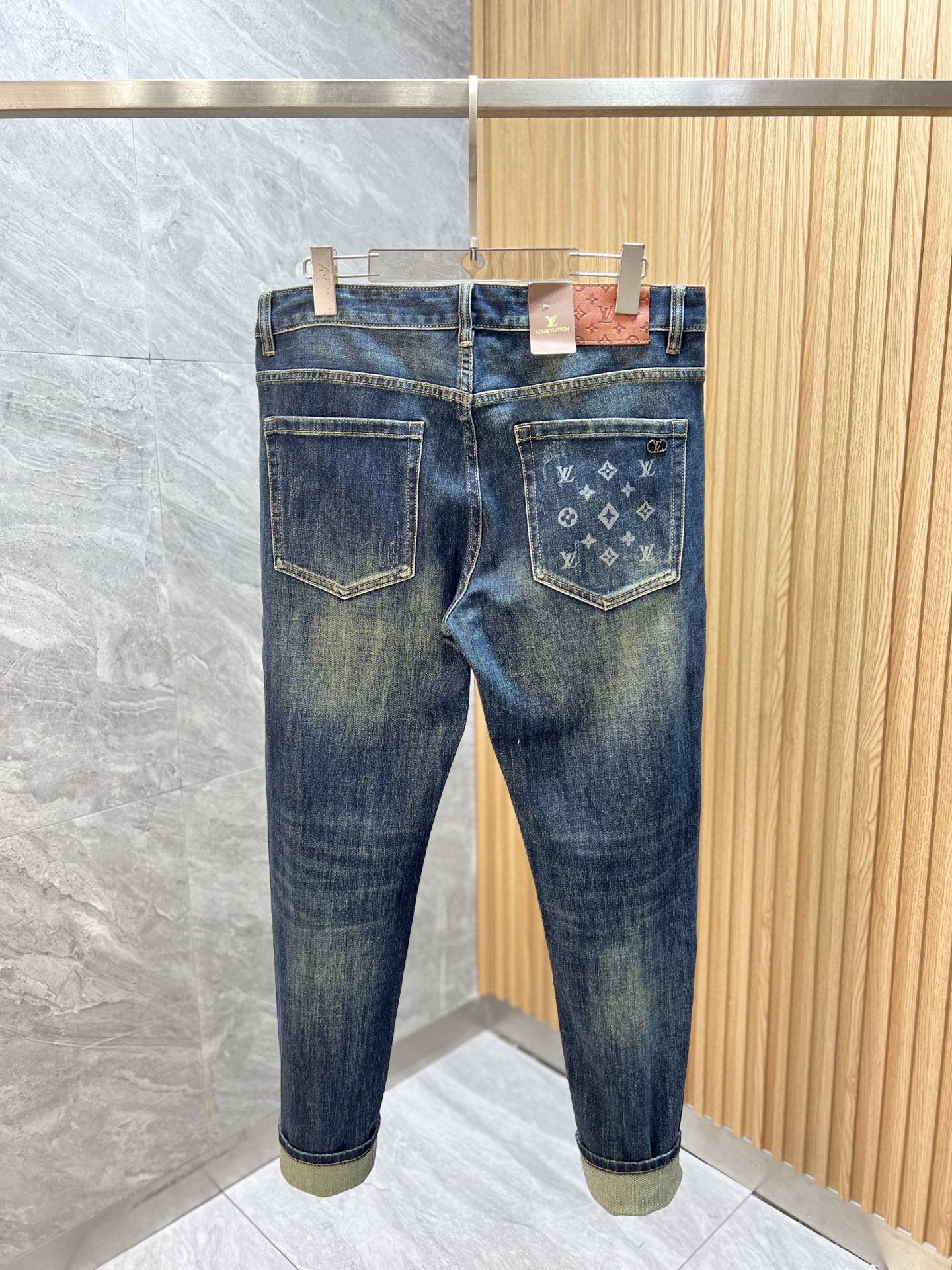 Louis Vuitton Jeans L-175140-32