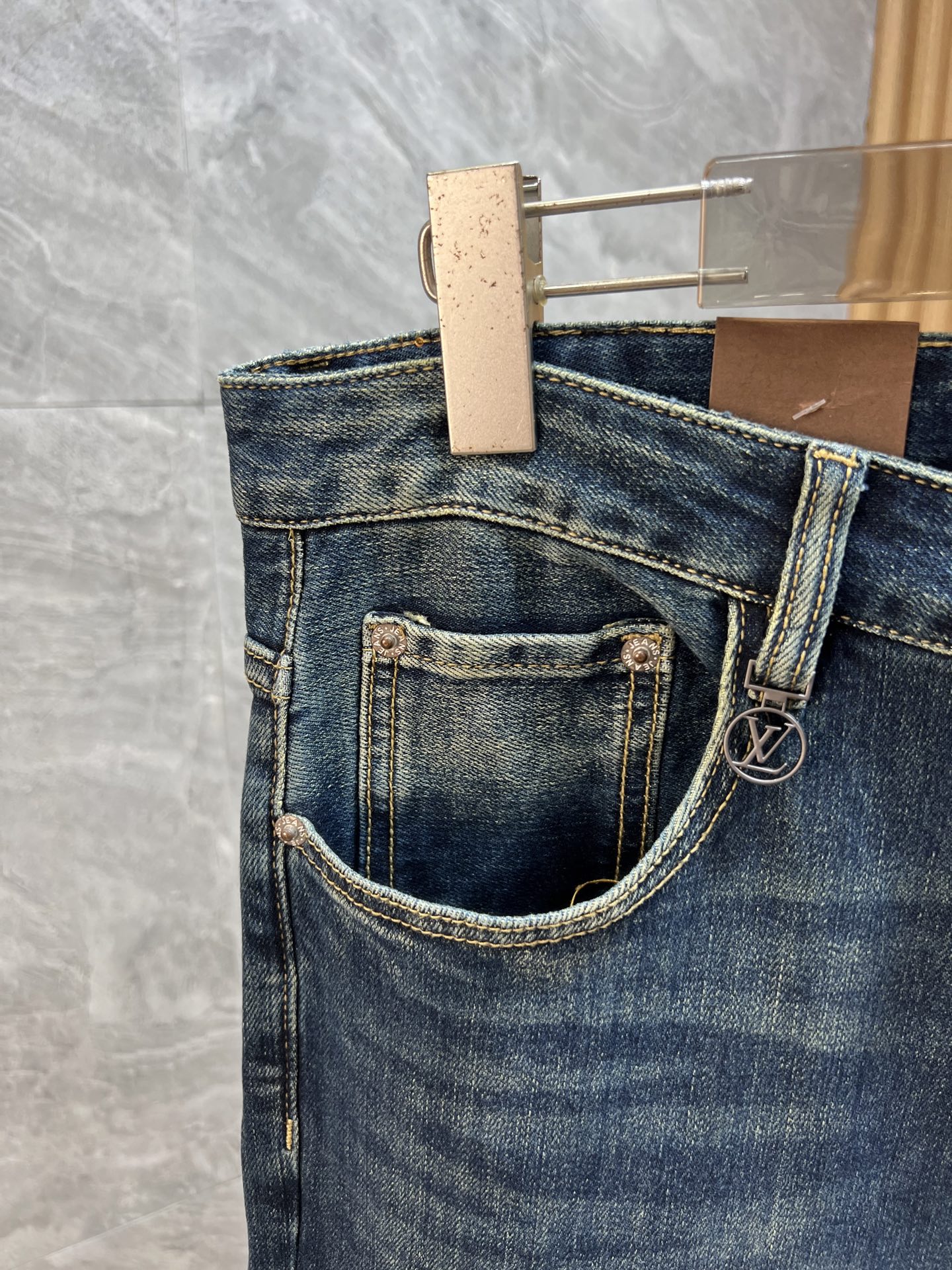 Louis Vuitton Jeans L-175140-32