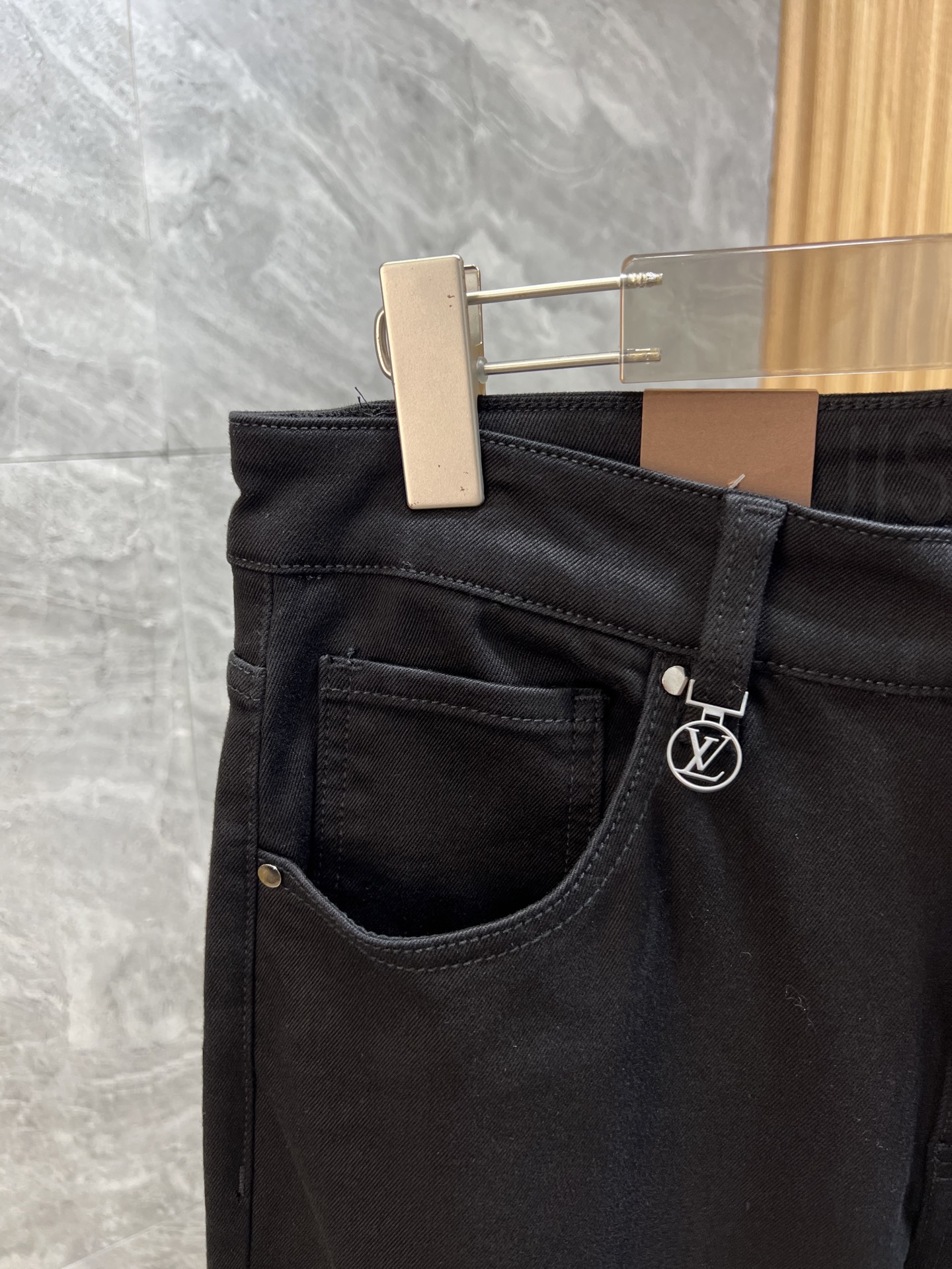 Louis Vuitton Jeans L-175140-32