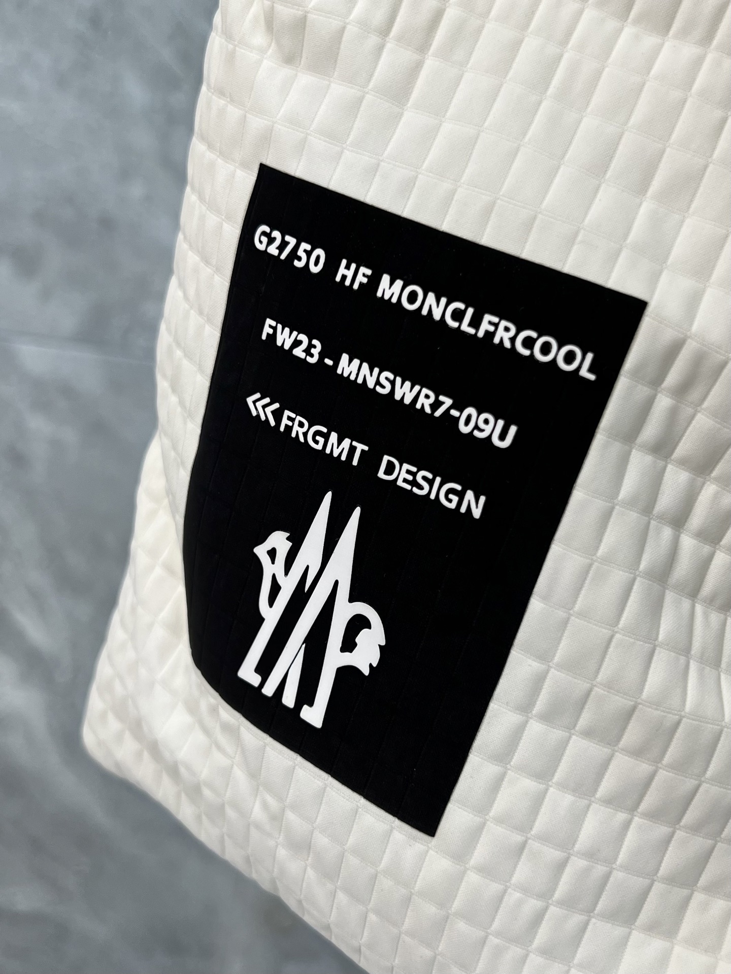 Moncler Down Jacket M-l-xxxl-175140
