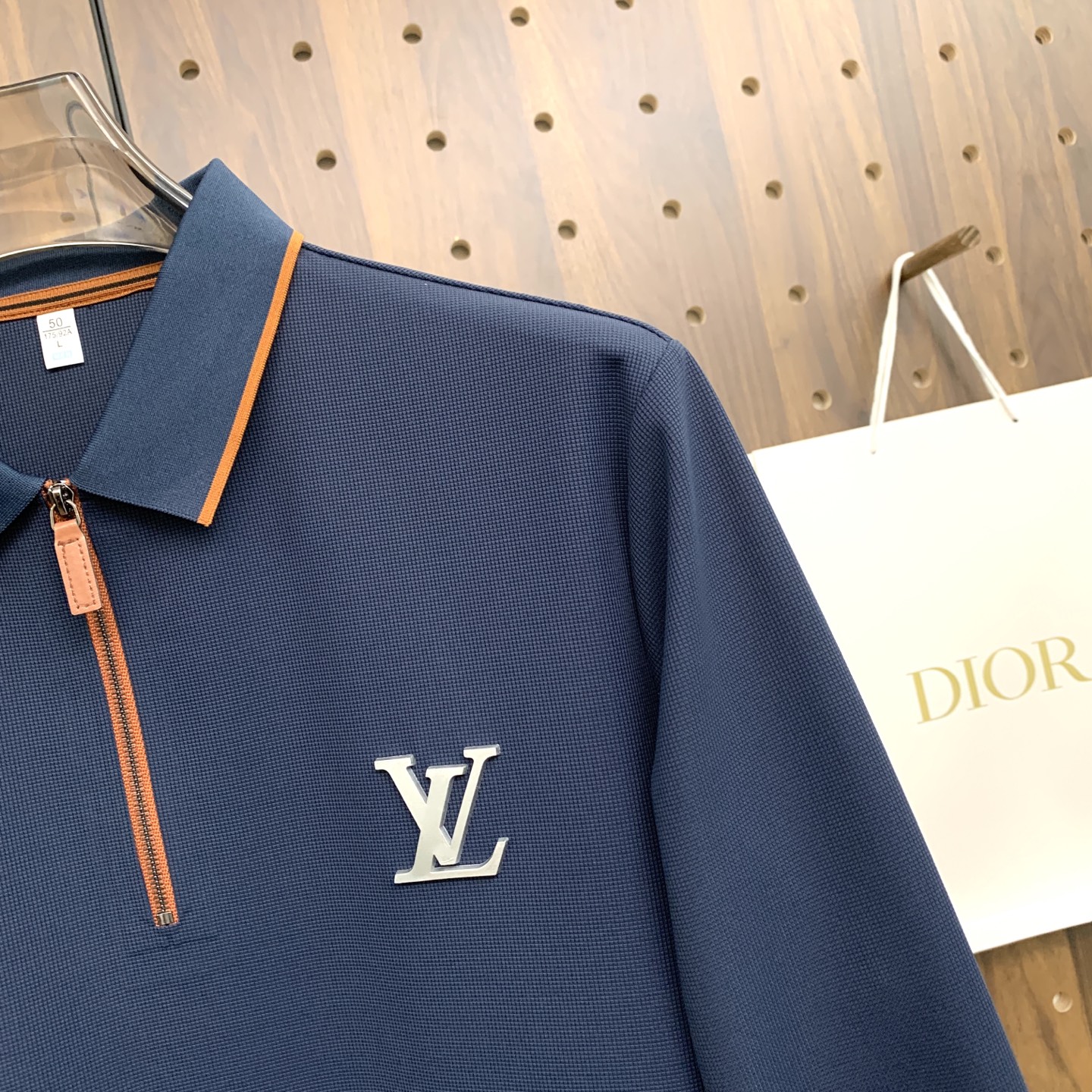 Louis Vuitton Basic Clothing S-m-l-xl
