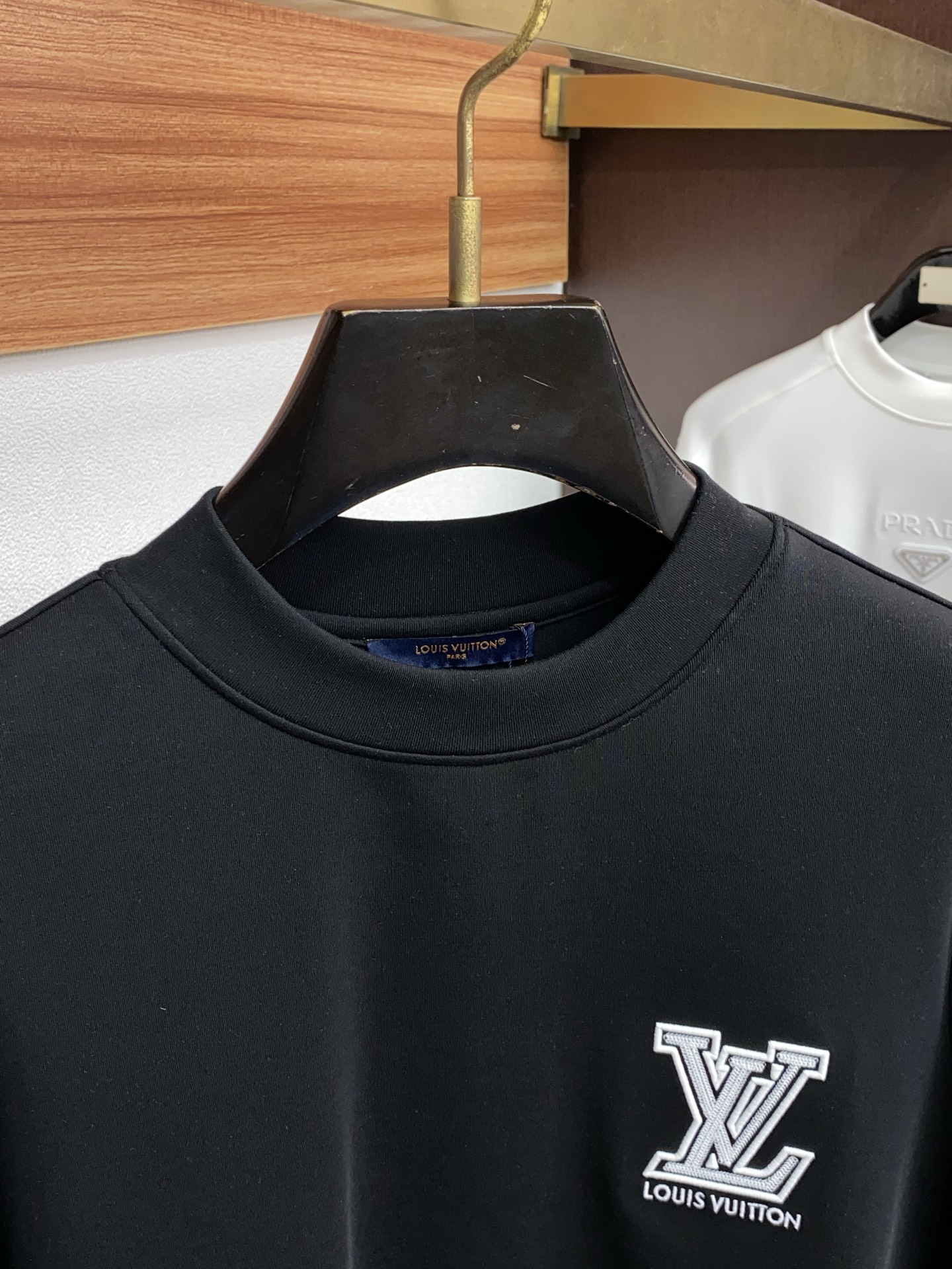Louis Vuitton Basic Clothing S-xl