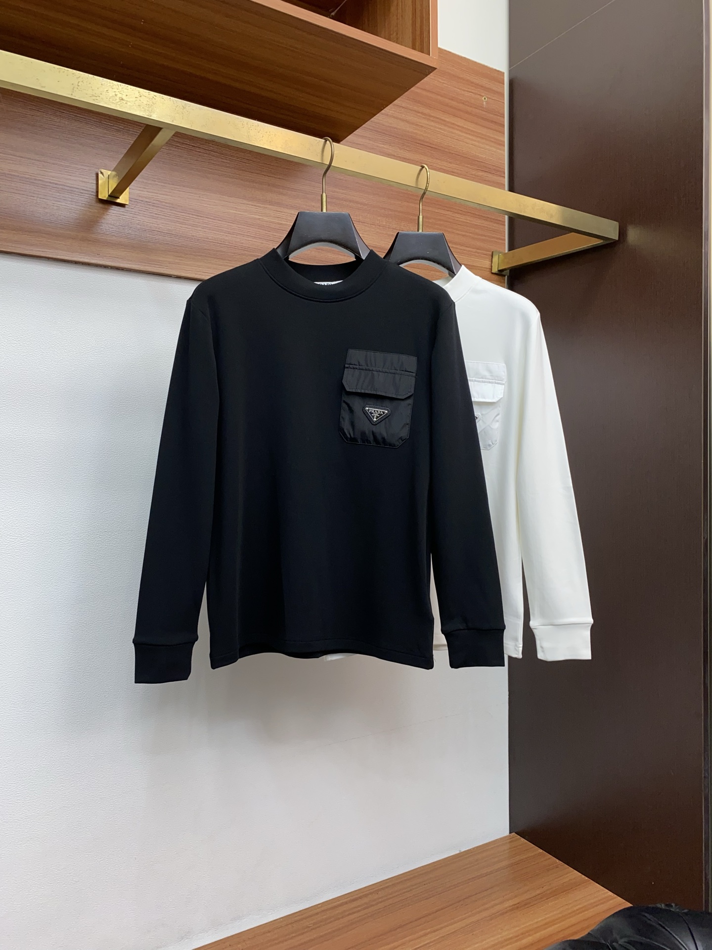 Prada Basic Clothing S-xl