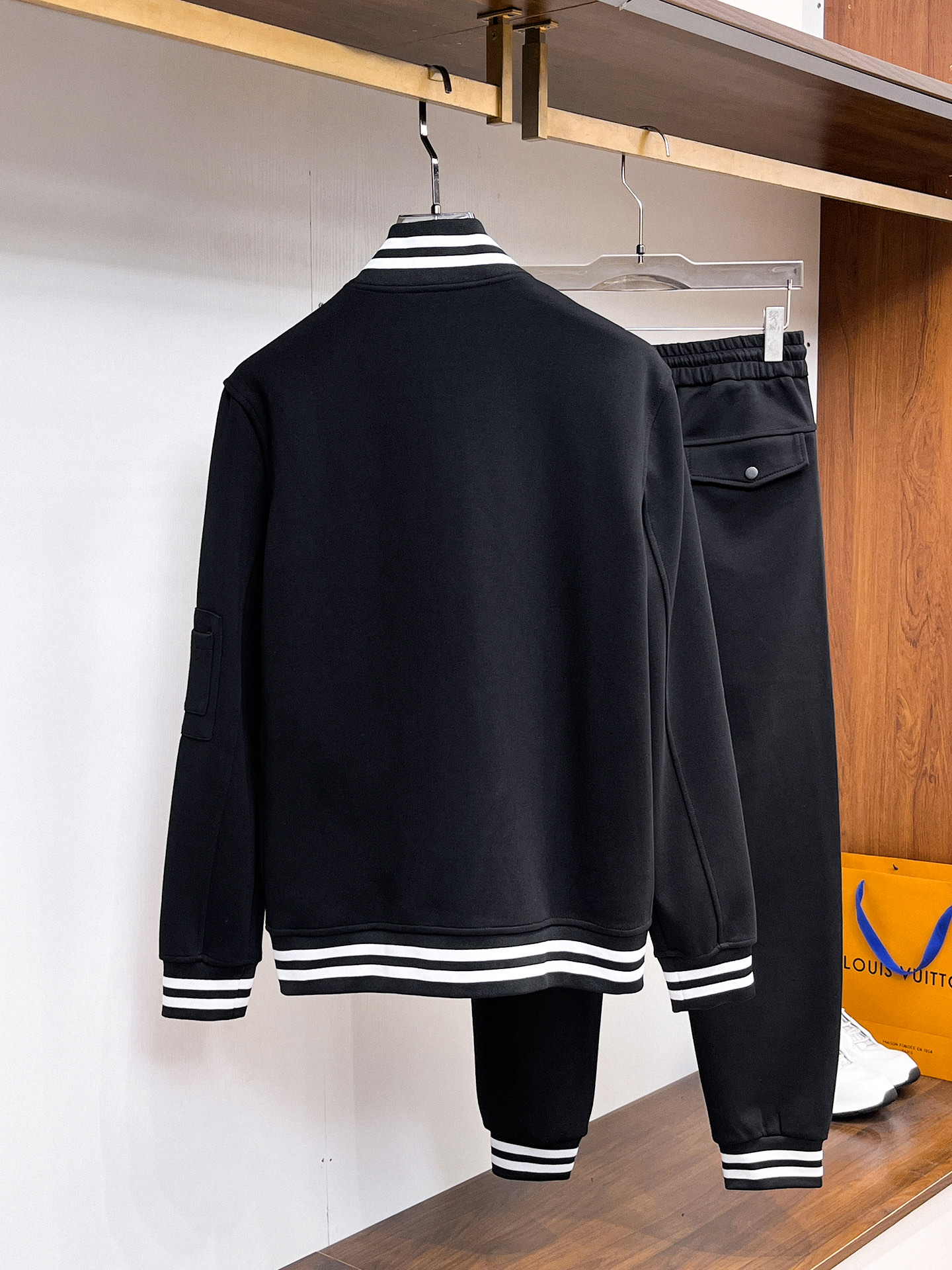 Gucci Basic Clothing M-xl