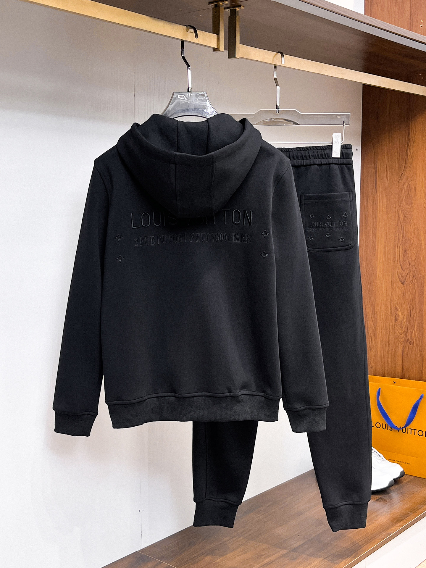 Louis Vuitton Basic Clothing Cotton M-l-xl