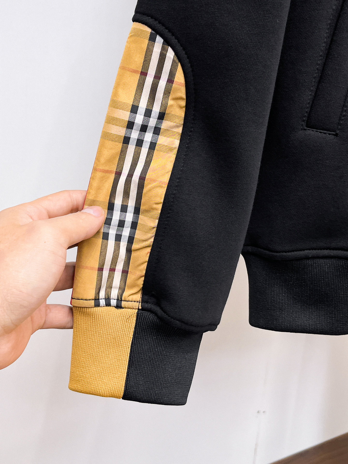 Burberry Basic Clothing Cotton M-xl