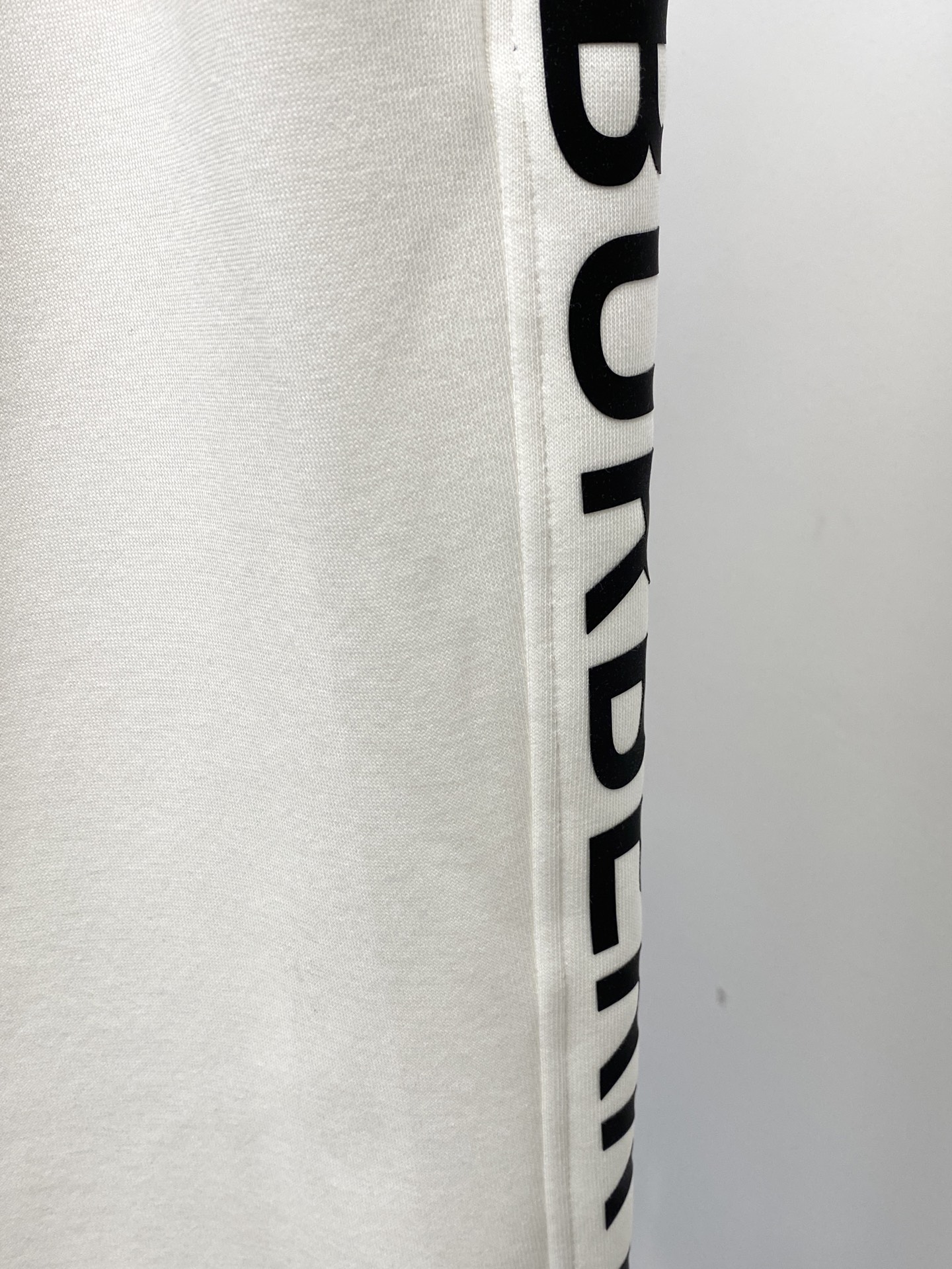 Burberry Basic Clothing M-xl
