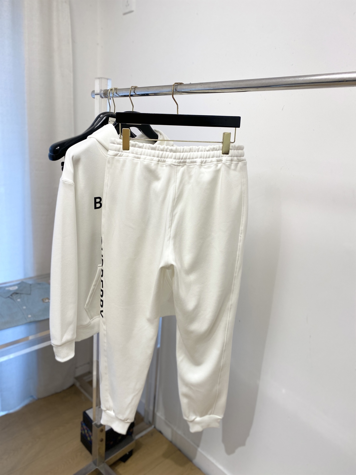 Burberry Basic Clothing M-xl