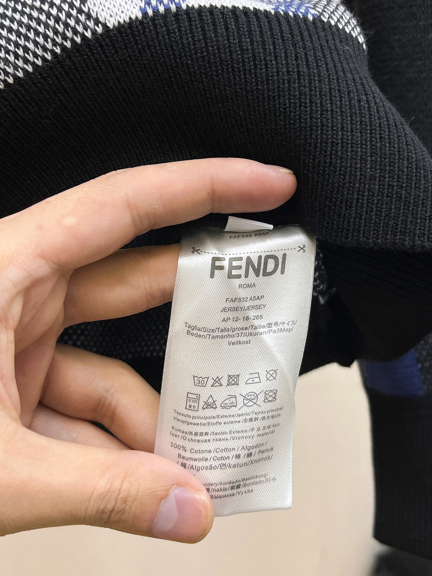 Fendi Basic Clothing Wool M-l-xl