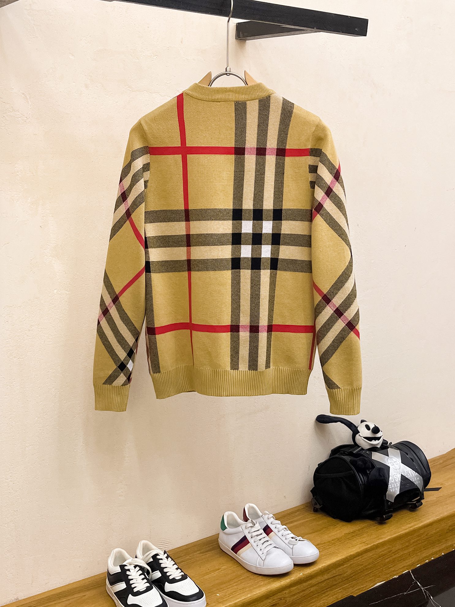 Burberry Basic Clothing Wool M-l-xxl