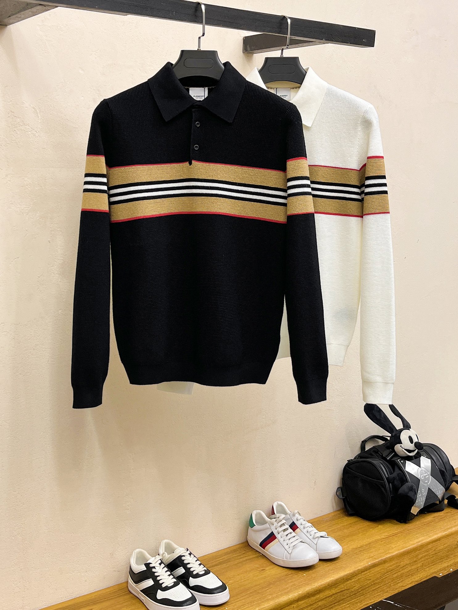 Burberry Basic Clothing Wool M-l-xl