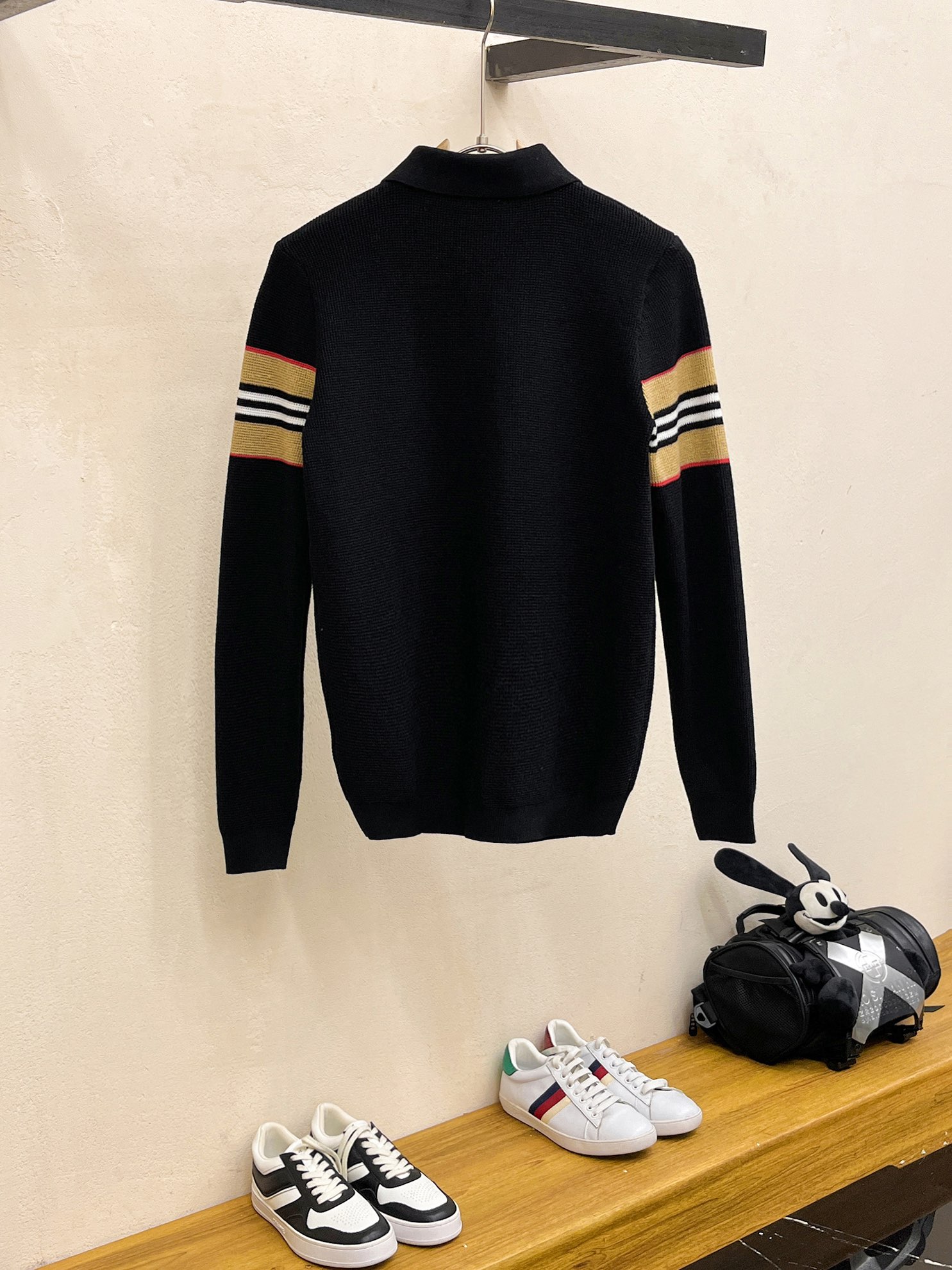 Burberry Basic Clothing Wool M-l-xl