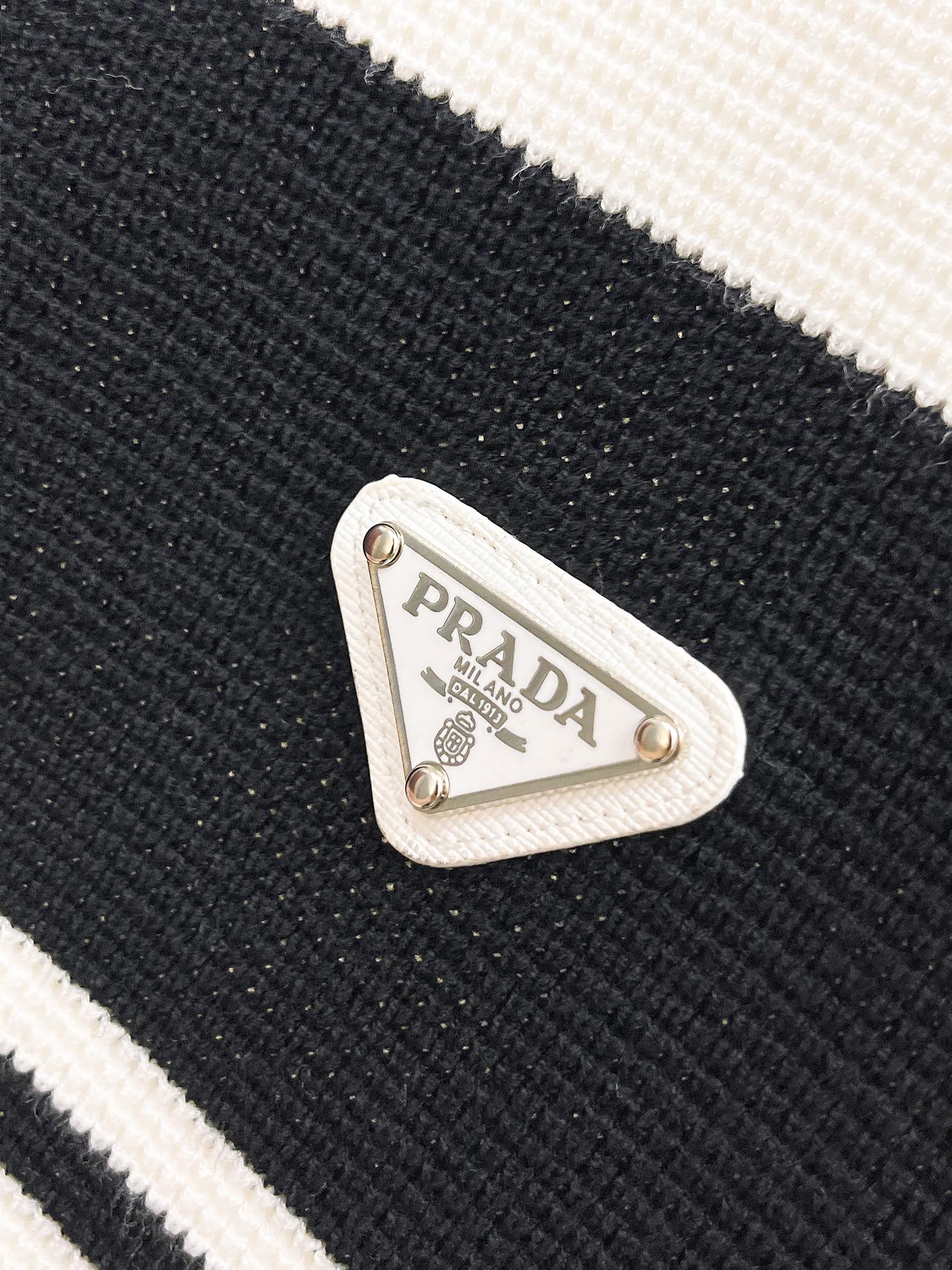 Prada Basic Clothing Wool M-l-xl