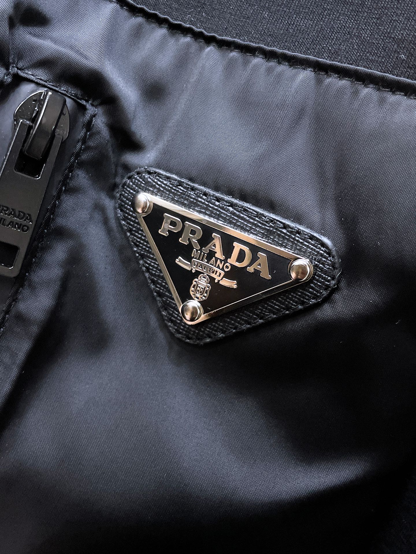 Prada Male Basic Clothing M-xl