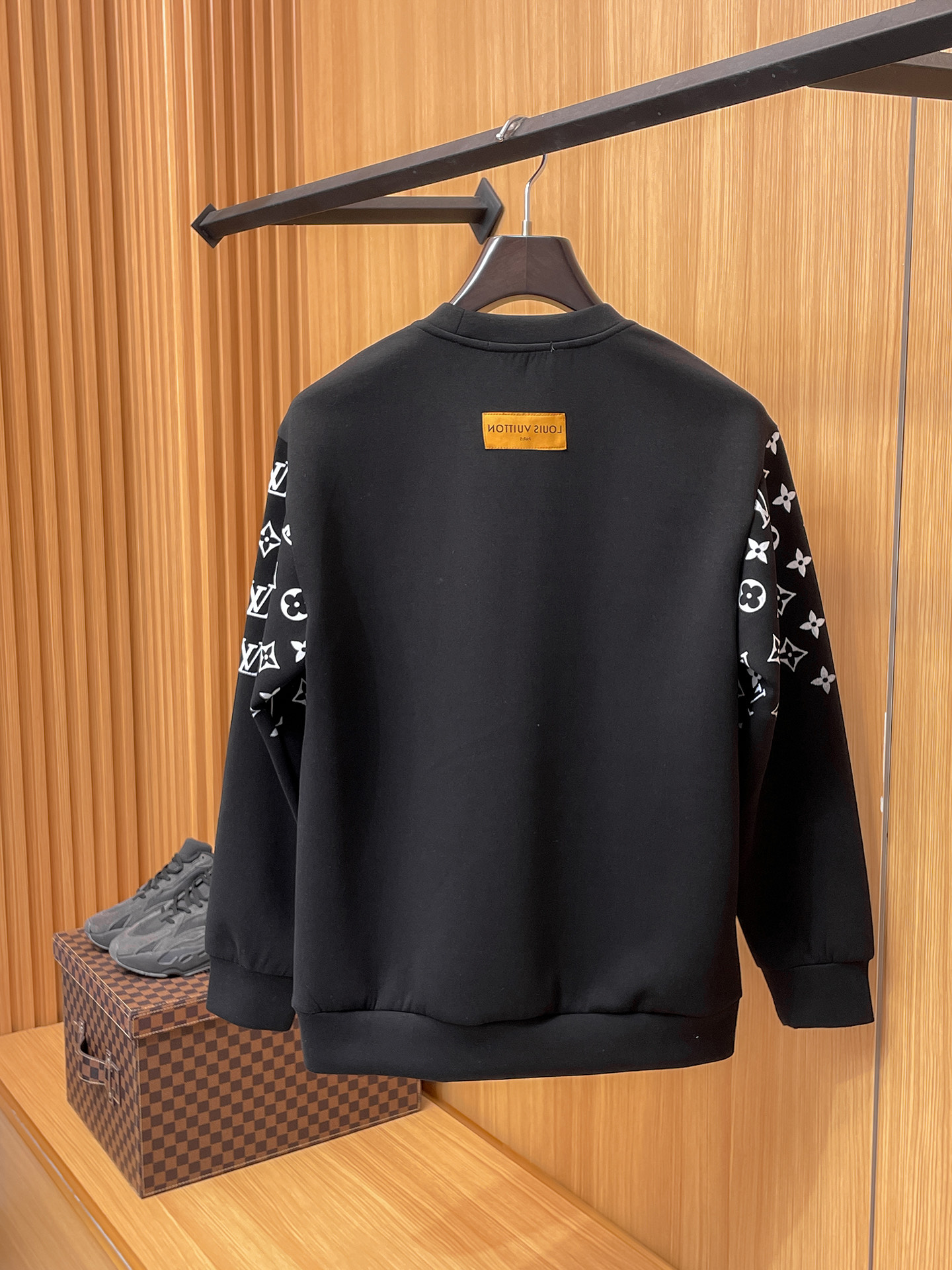 Louis Vuitton Male Hoodie Cotton Black Xs-s-m-l